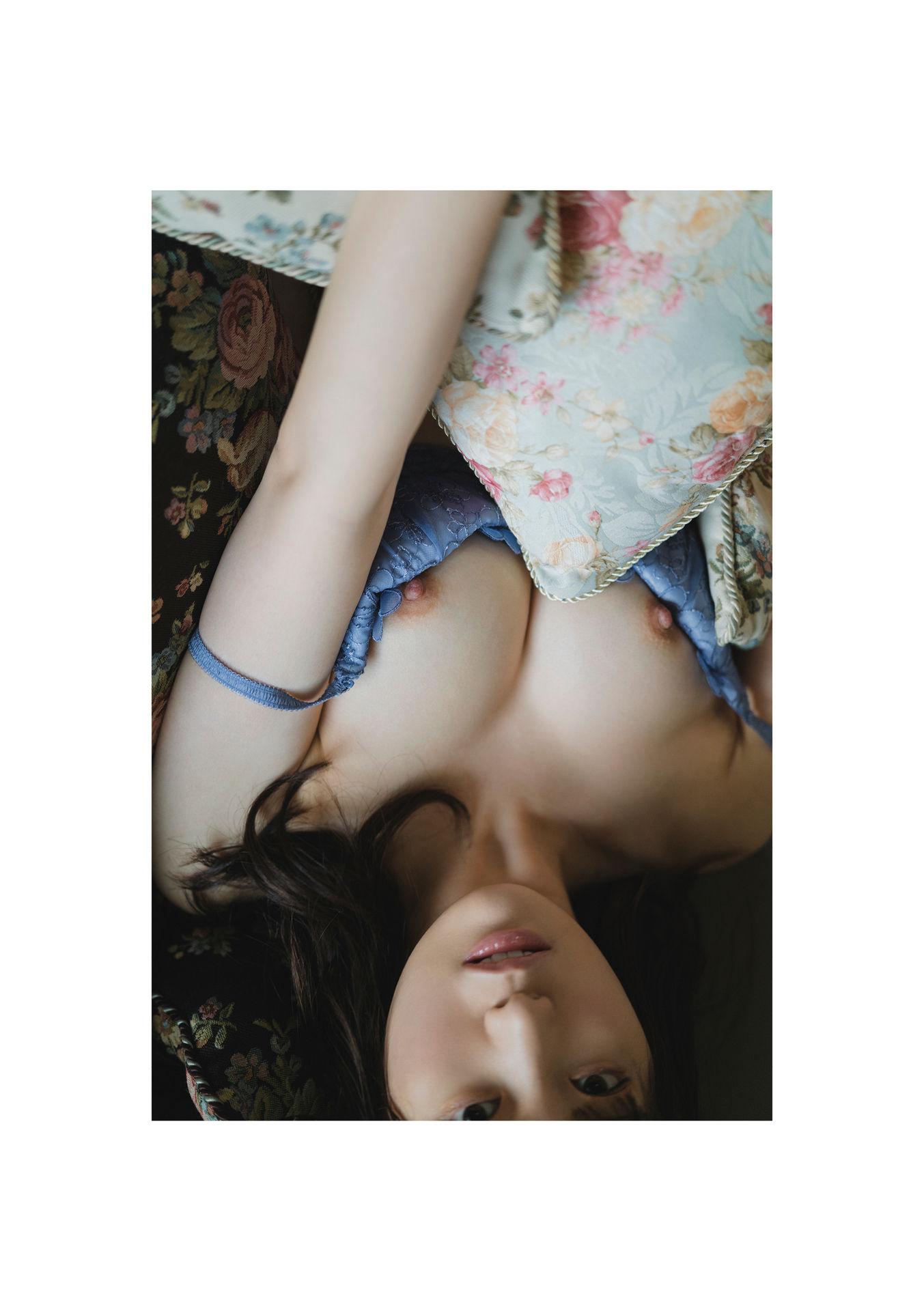 [Photobook] とられち Akari Mitani 美谷朱里 160P