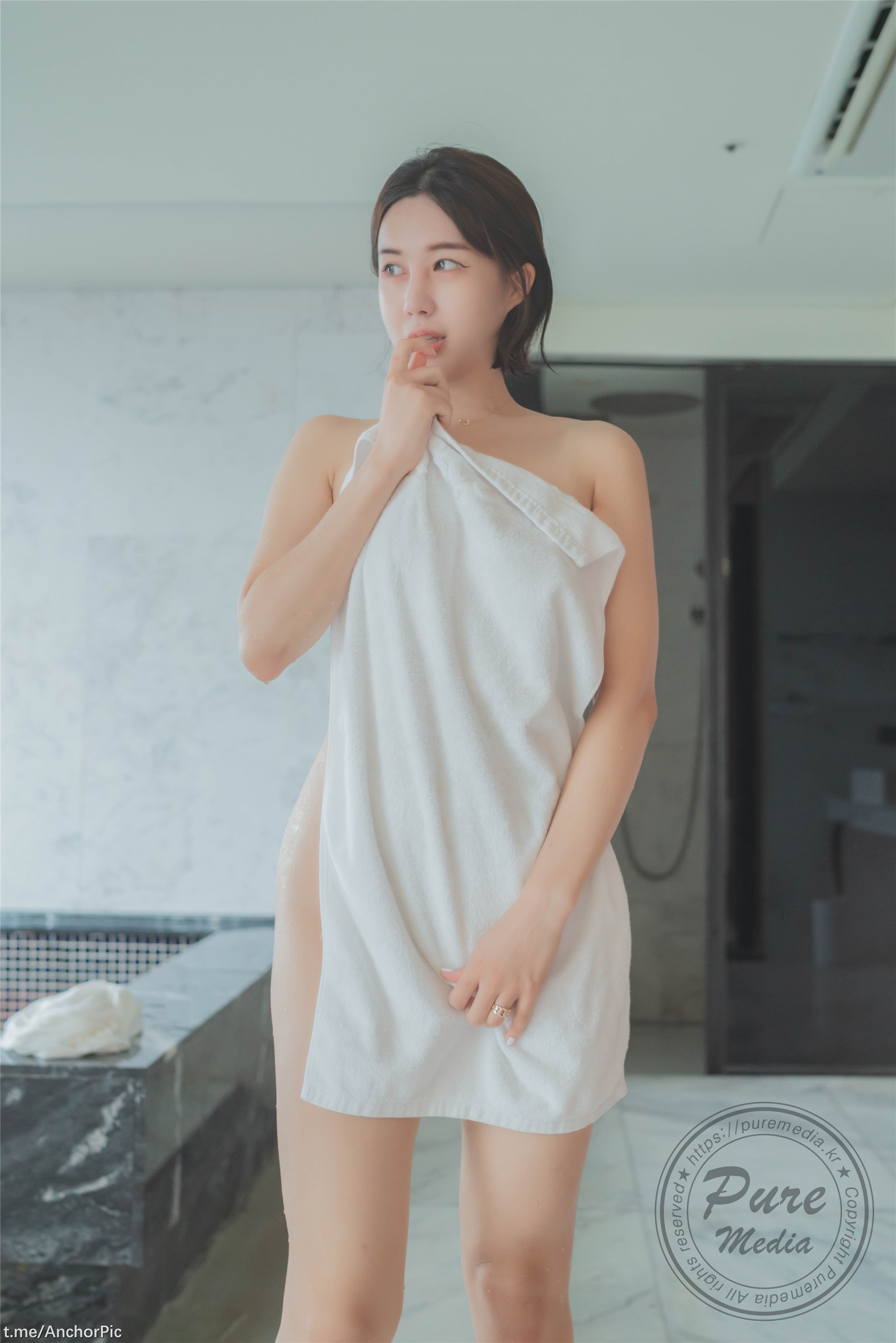 Pure Media] Volume 261 Dohee - party time 77P