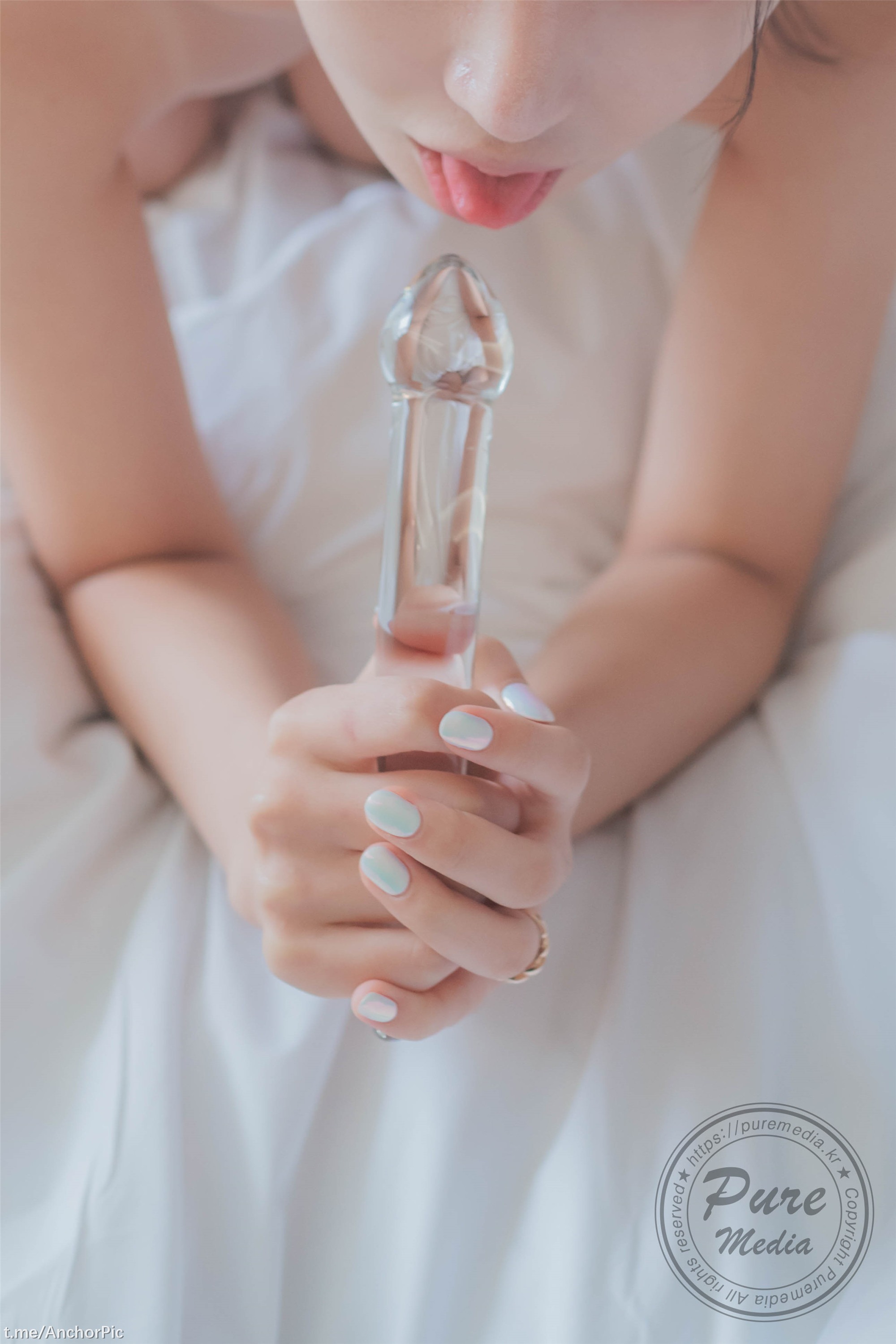 Pure Media] Volume 261 Dohee - party time 77P
