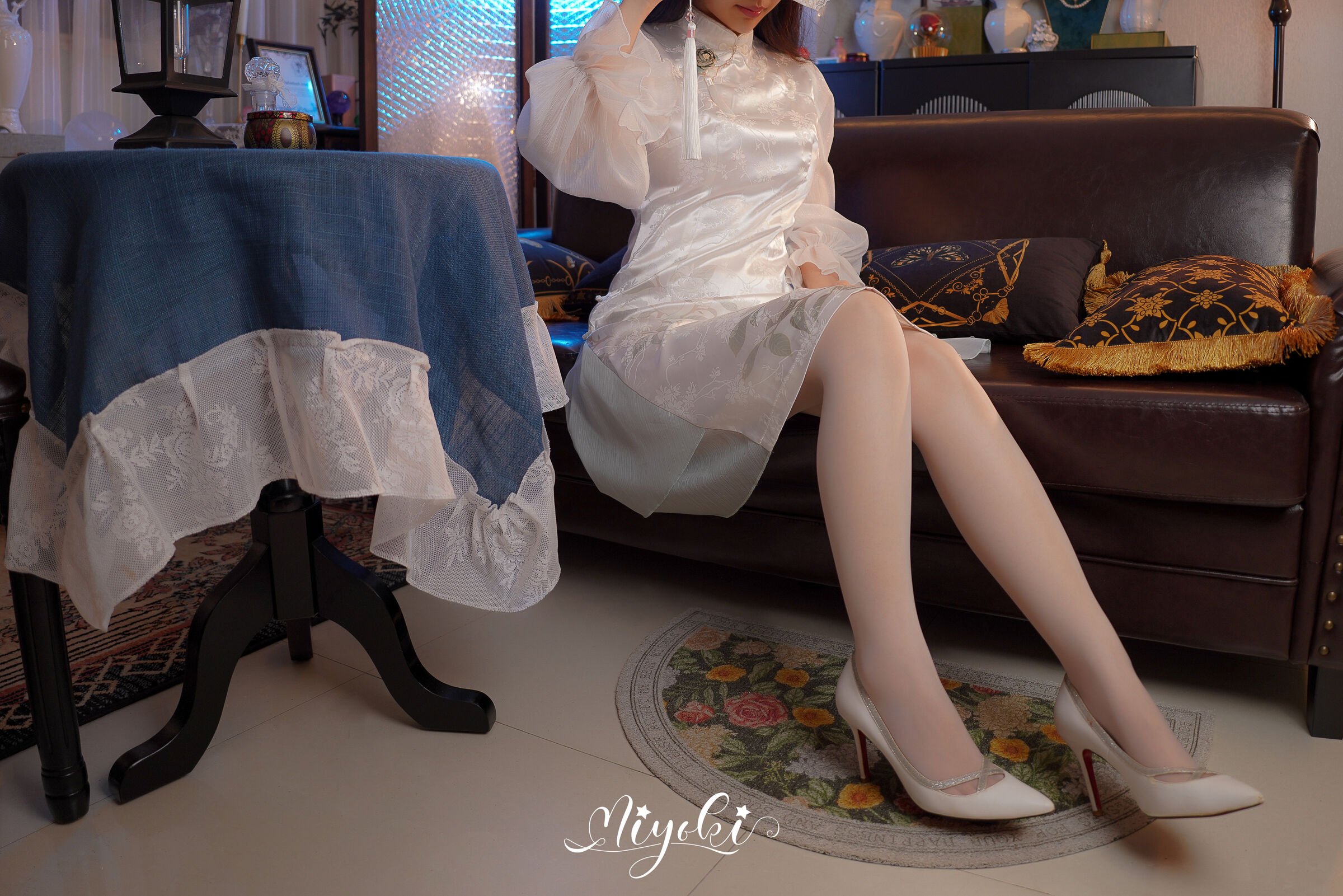 Misaki Suzuki - Phù Thế Hoa Hương Ẩn Toàn Tập (Thượng + Hạ)