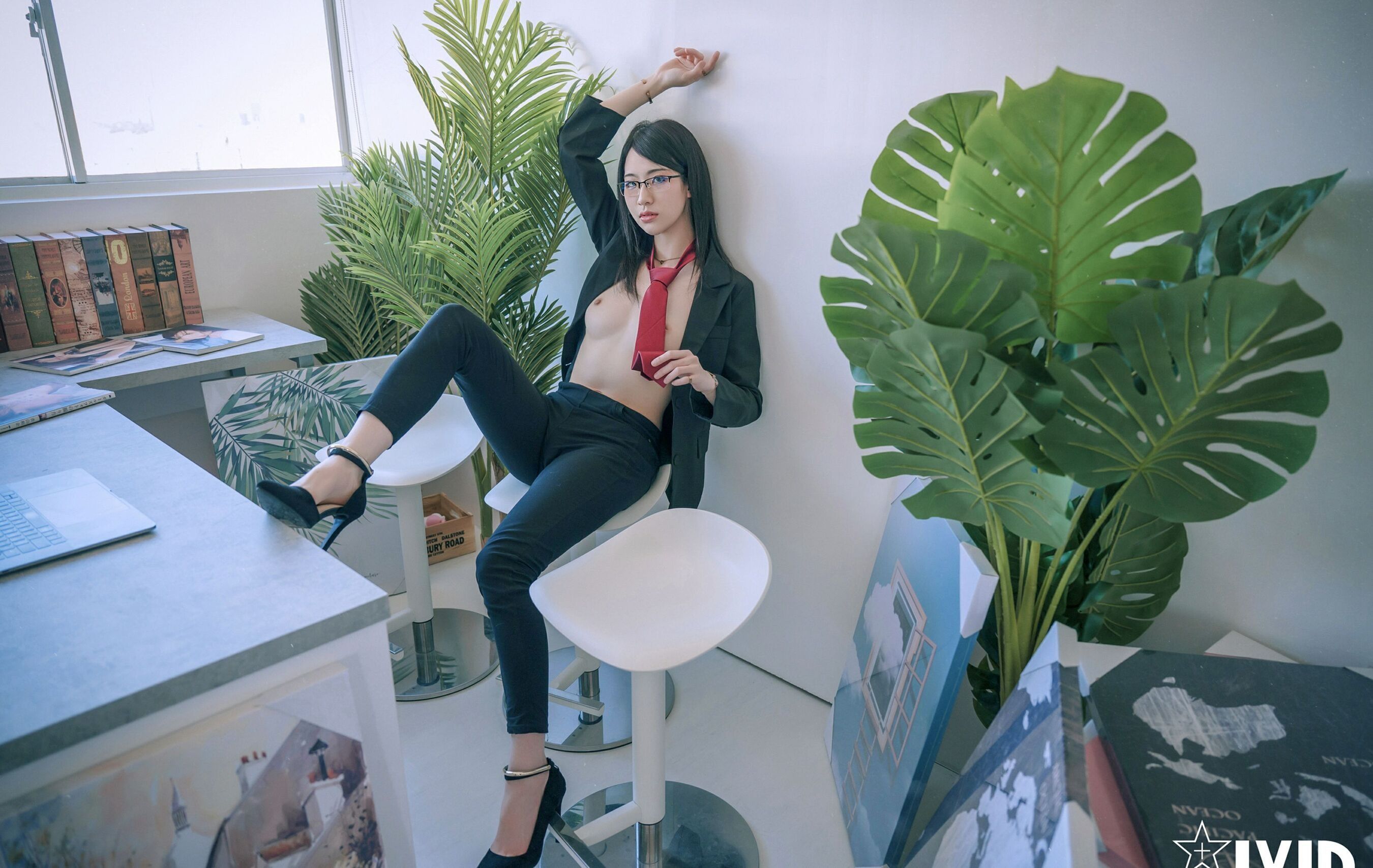 JVID A Lệ: Nhật Ký Thực Tập Sinh Làm Việc Khỏa Thân Toàn Thân