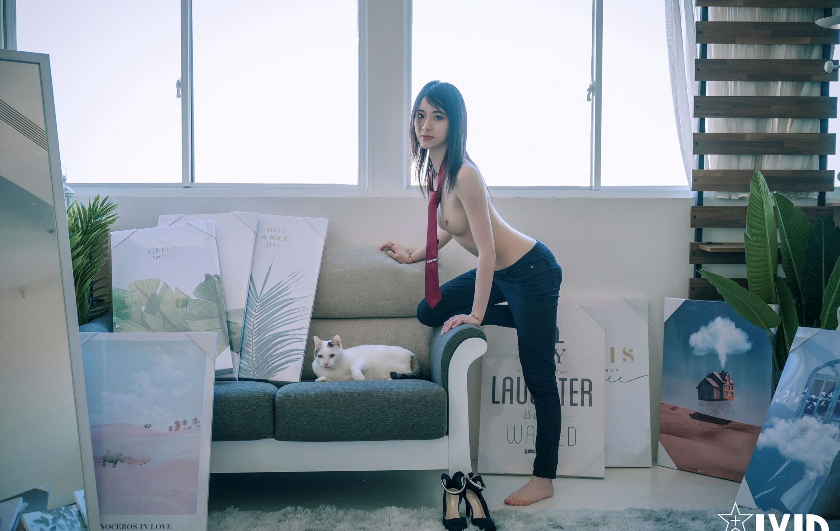 JVID อา黎《บันทึกประจำวันของนักศึกษาฝึกงานที่ทำงานเปลือยกาย》