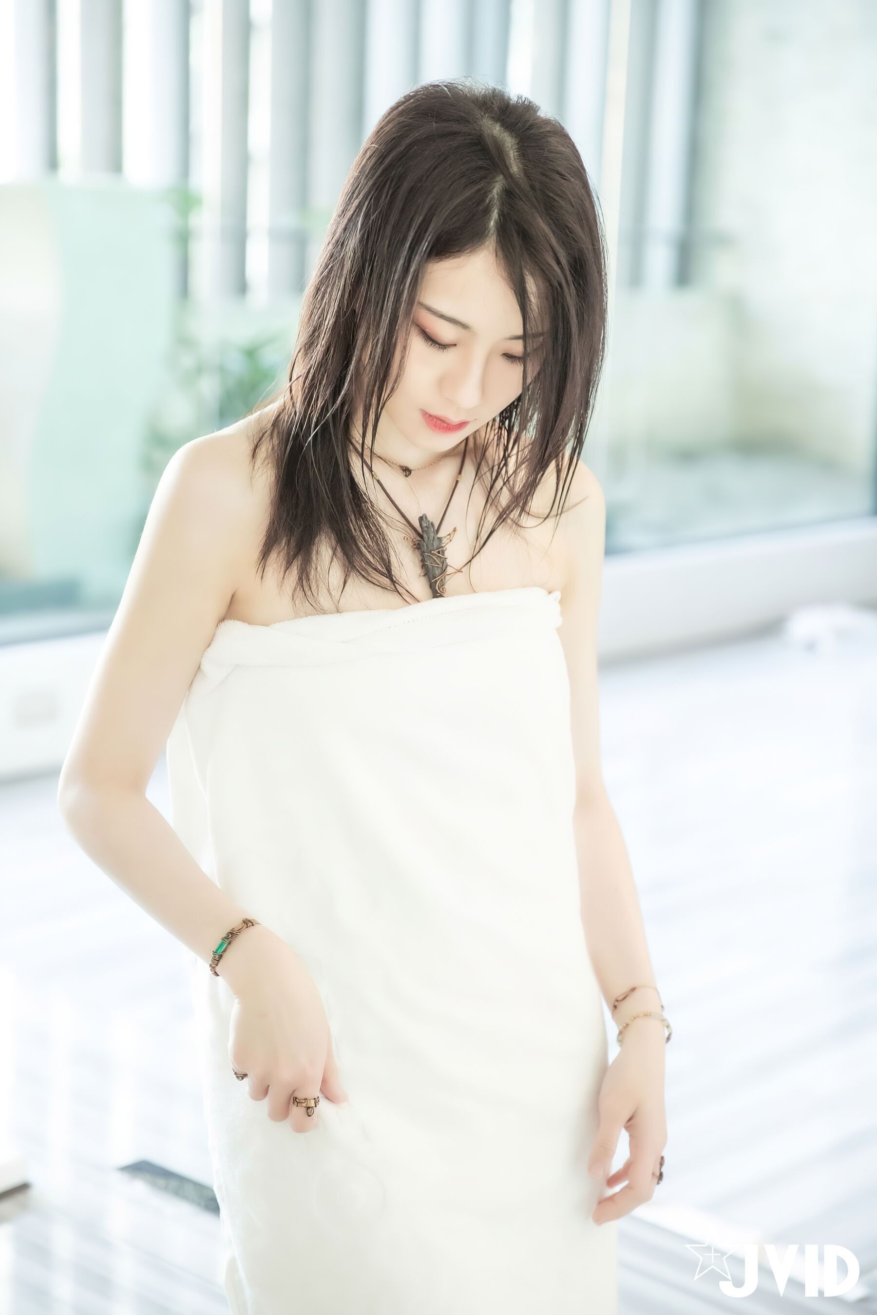 JVID 아리《젖은 몸 샤워》