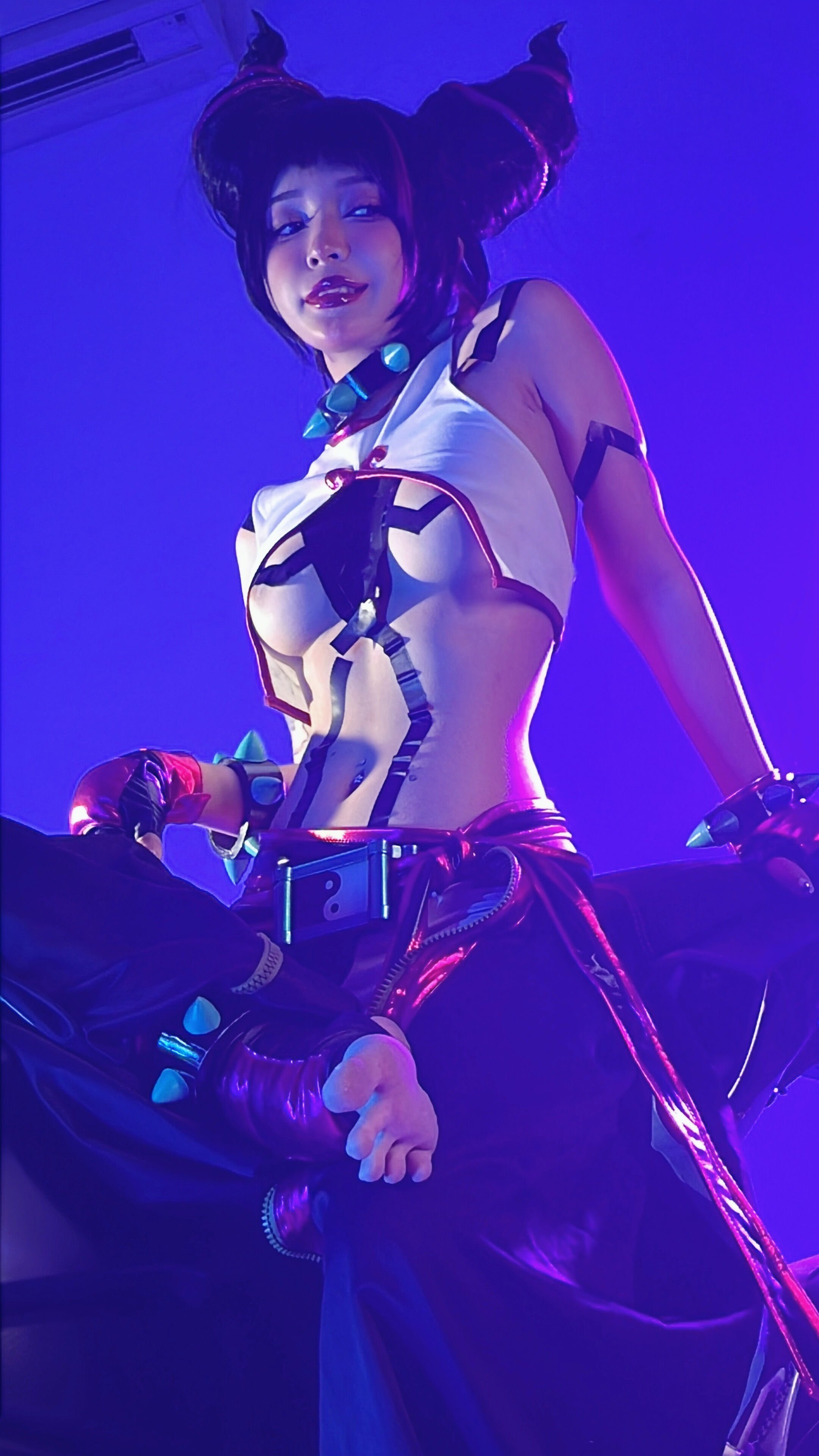 Umeko J - Juri Han