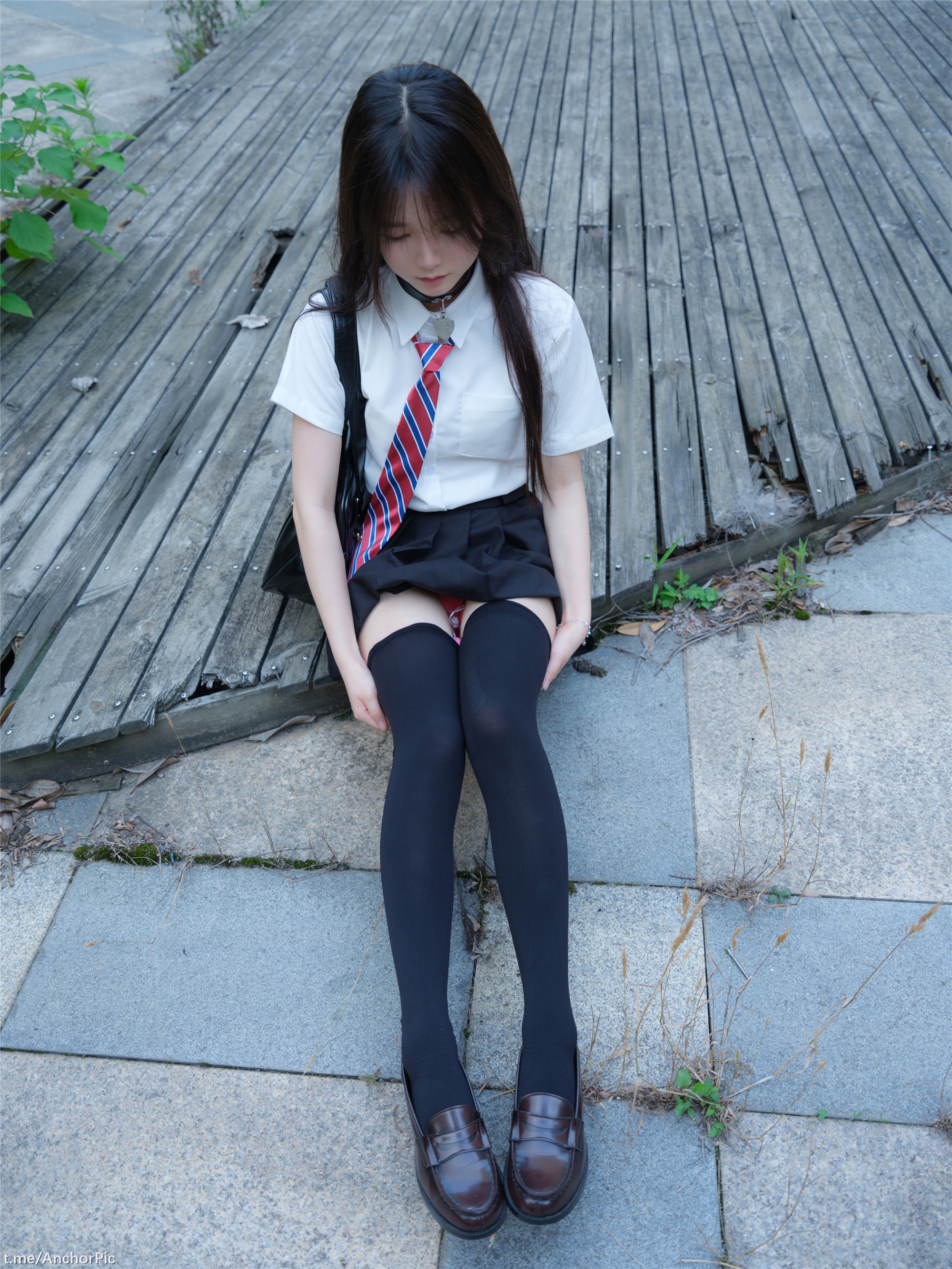 小恩黑制服写真 93P