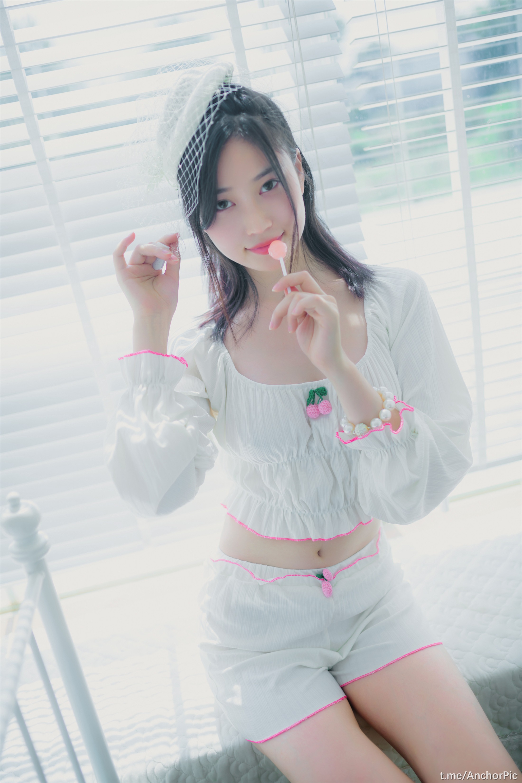 เหนียนเหนียน - สาวน้อยที่ชอบกินลูกอม 35P