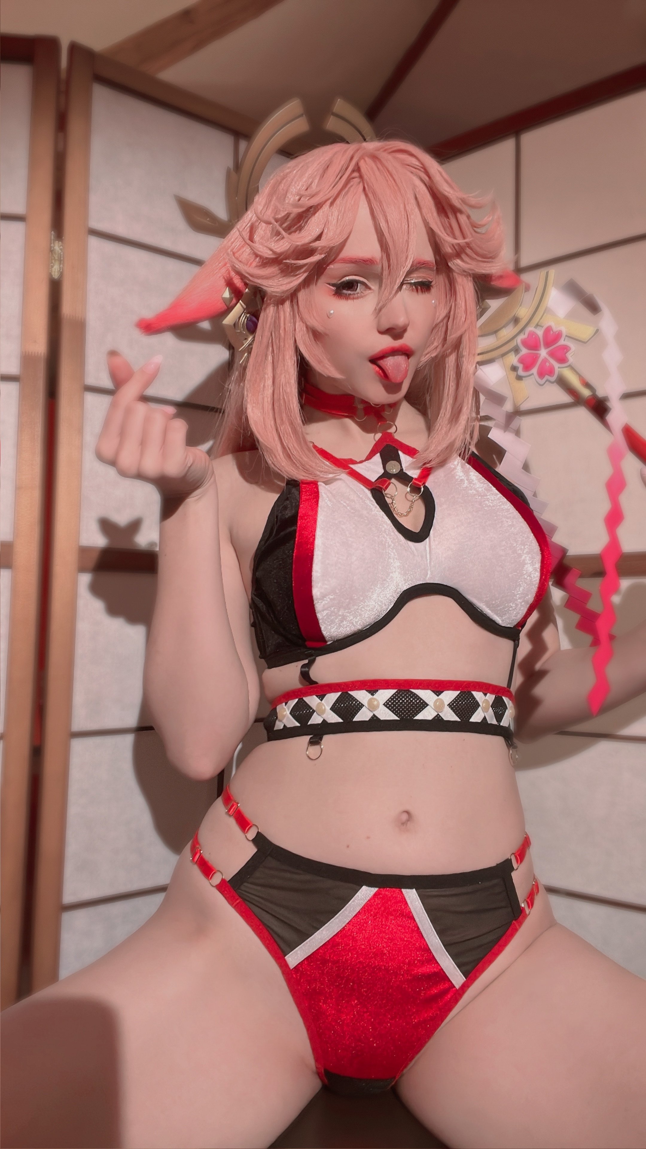 Shirogane Sama - Yae Miko