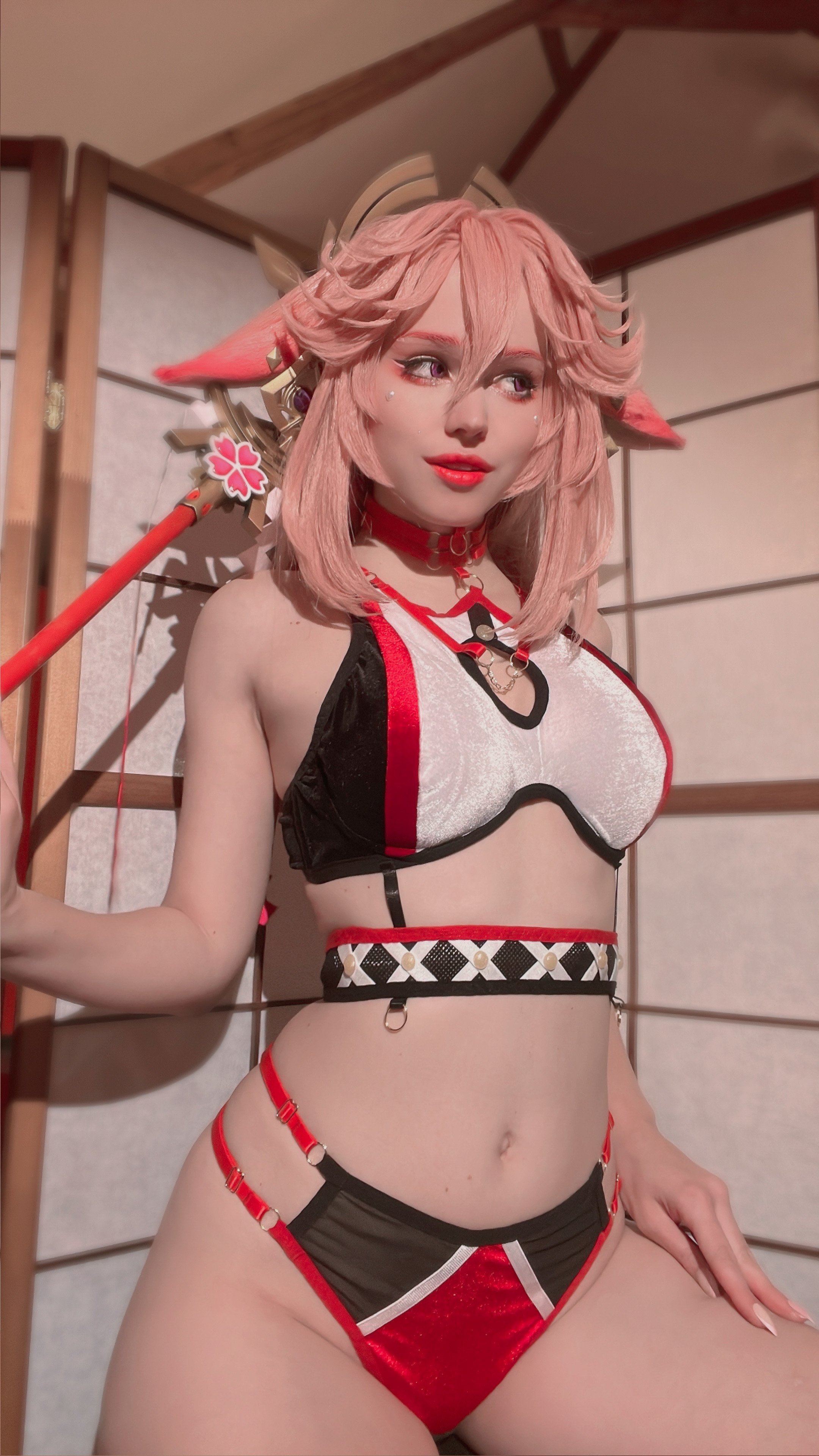 Shirogane Sama - Yae Miko