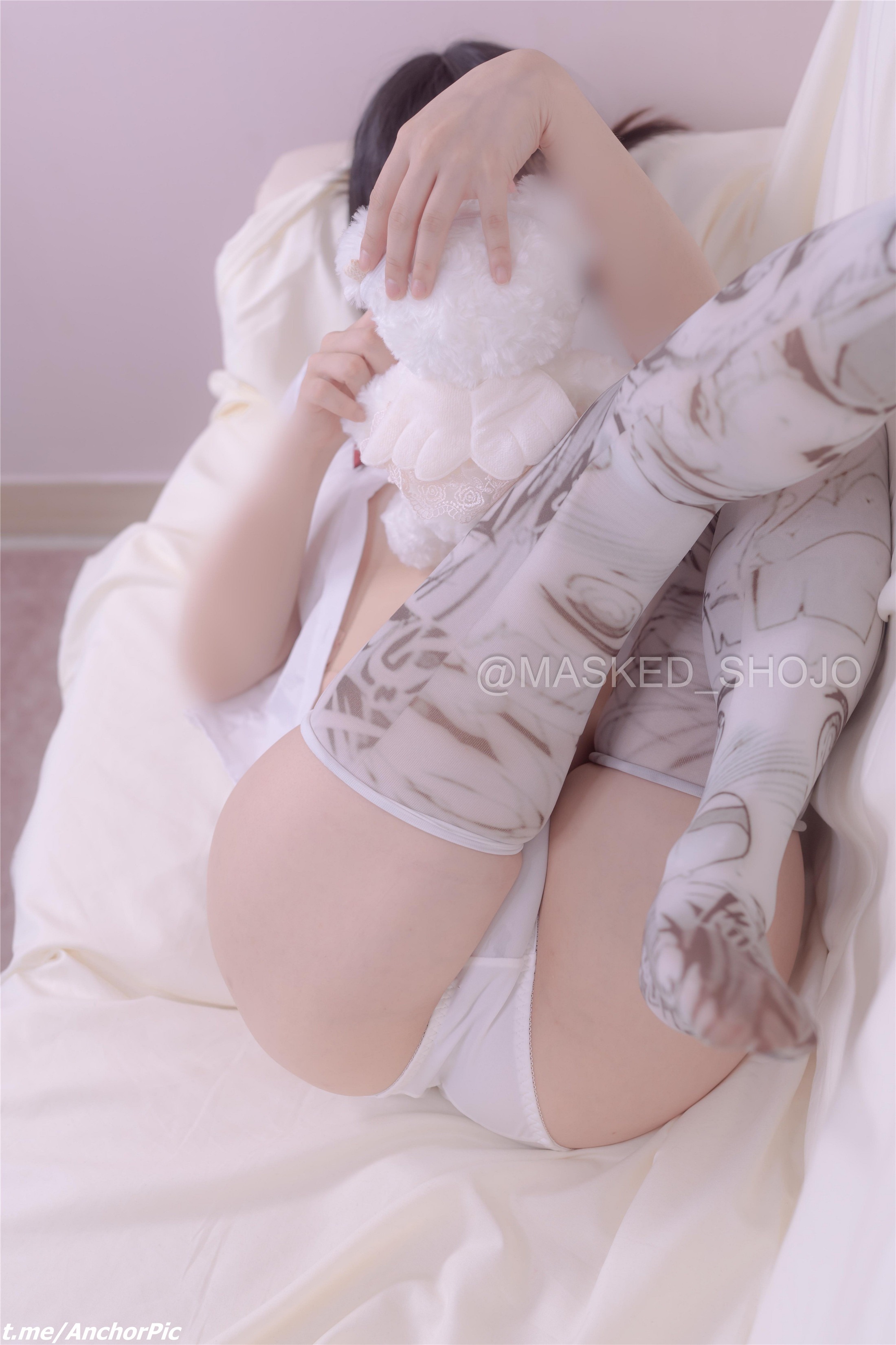 Shojo No. 006 - The Obedient Girl 73P
