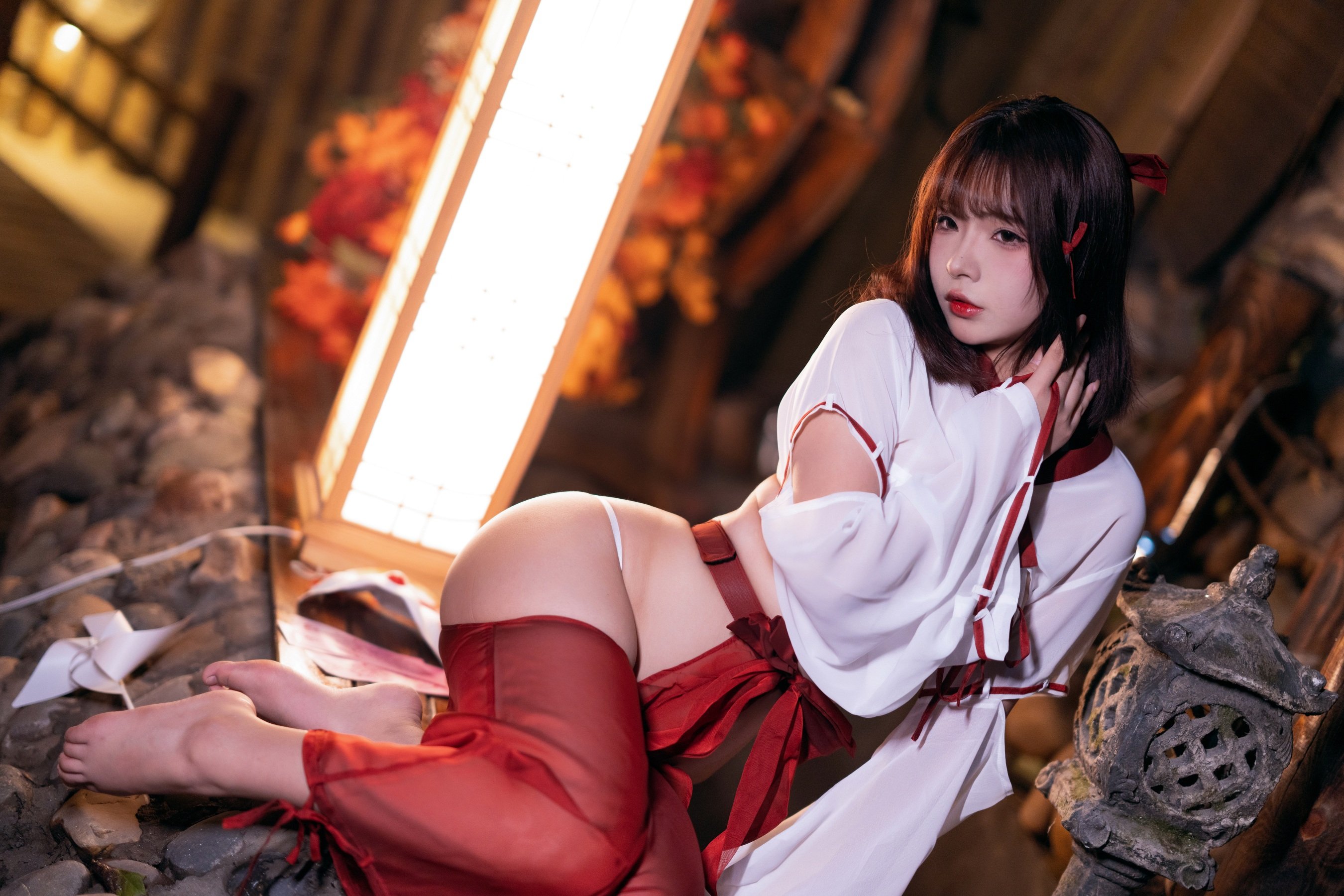 Yuuhui Jade Hui - Miko