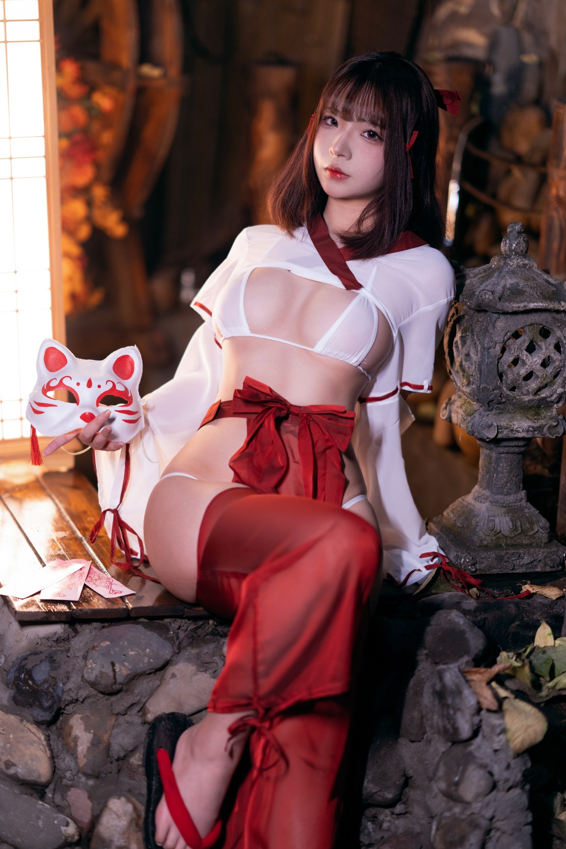 玉匯 - 巫女