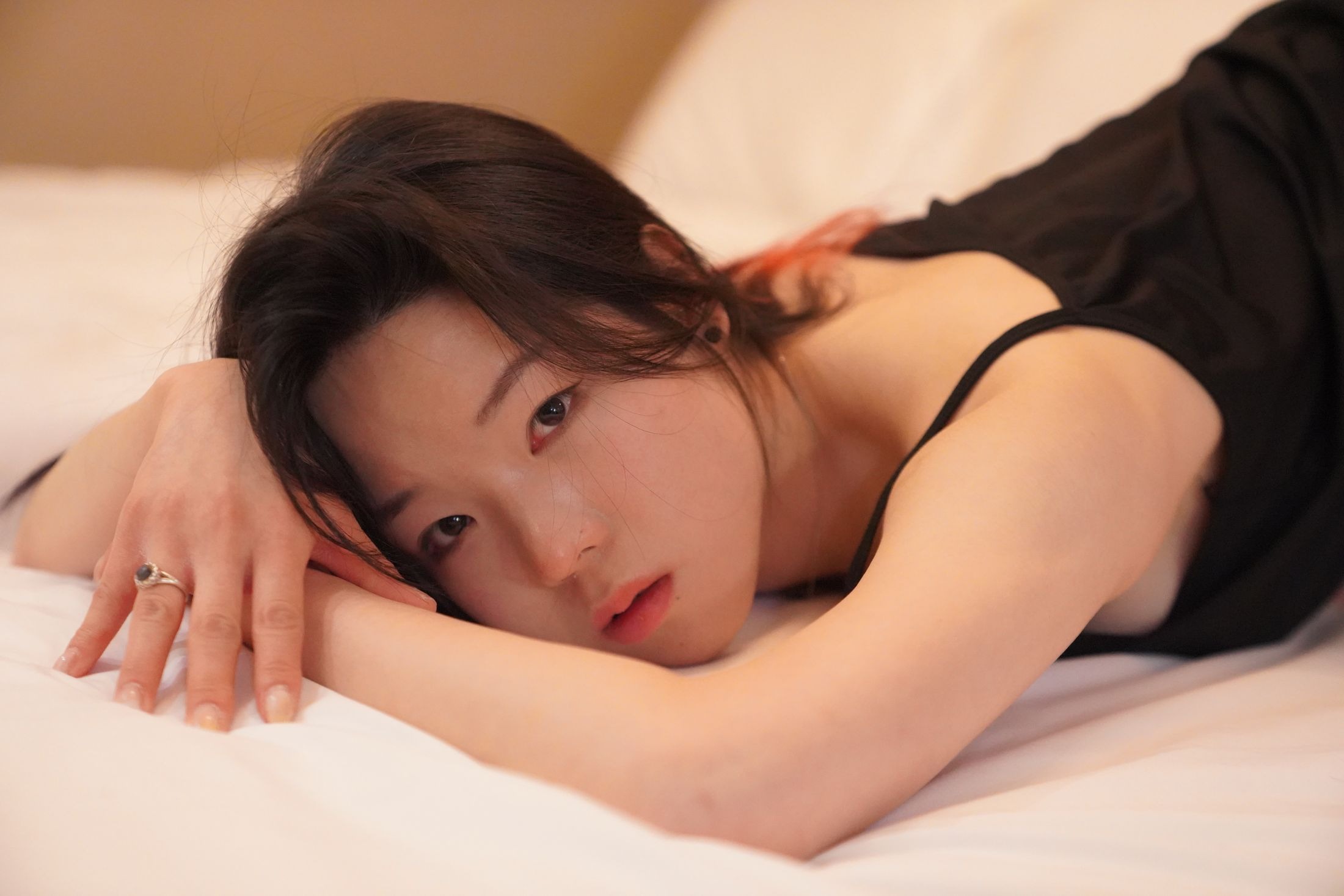 Ji Woo - Photobook Vol.01 78P