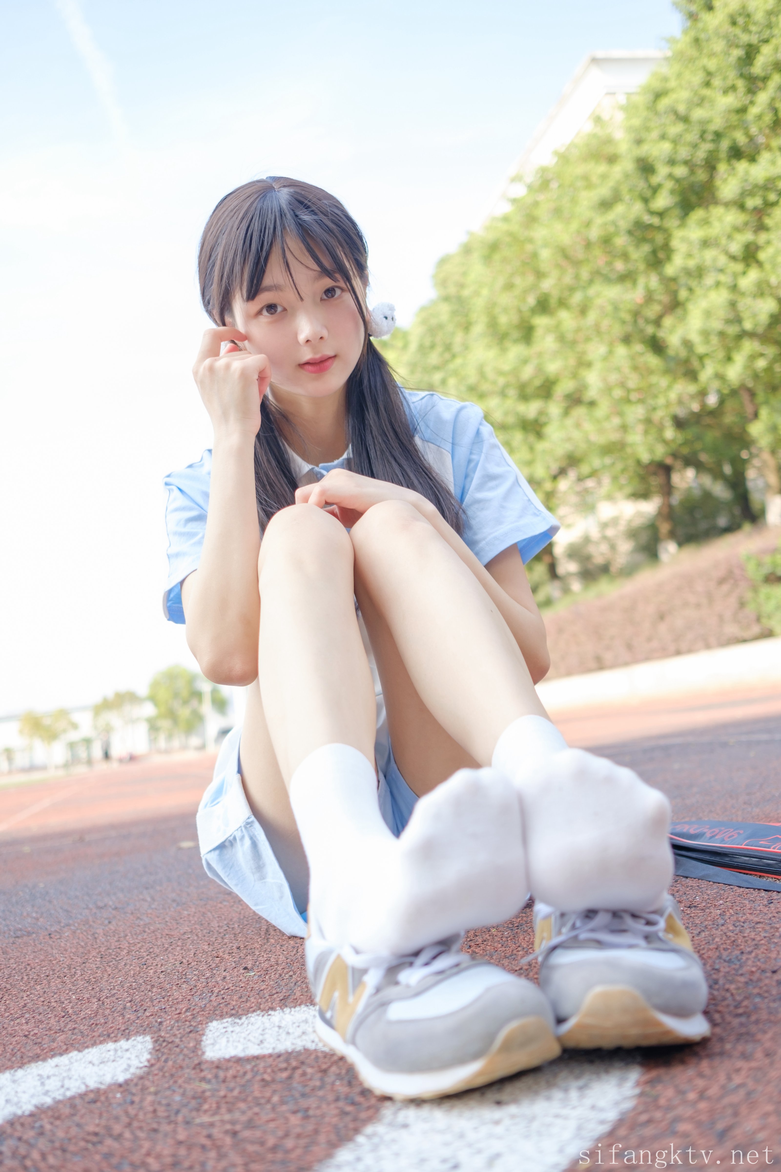 Bộ ảnh cosplay đồ thể thao Akanishi Yeye