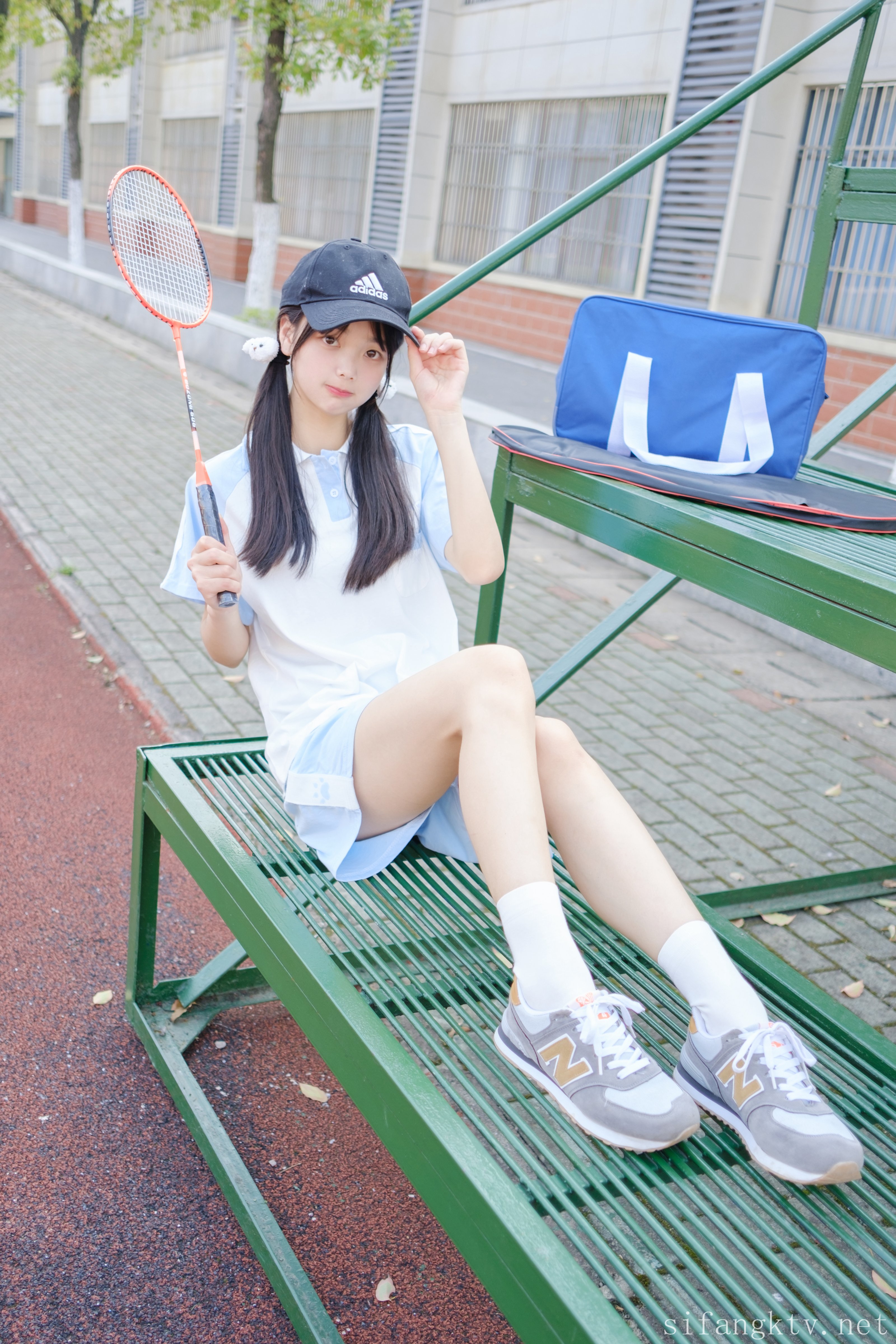 Bộ ảnh cosplay đồ thể thao Akanishi Yeye