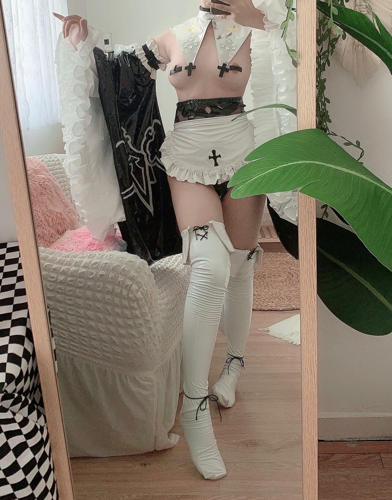 Azure - 2B Người hầu