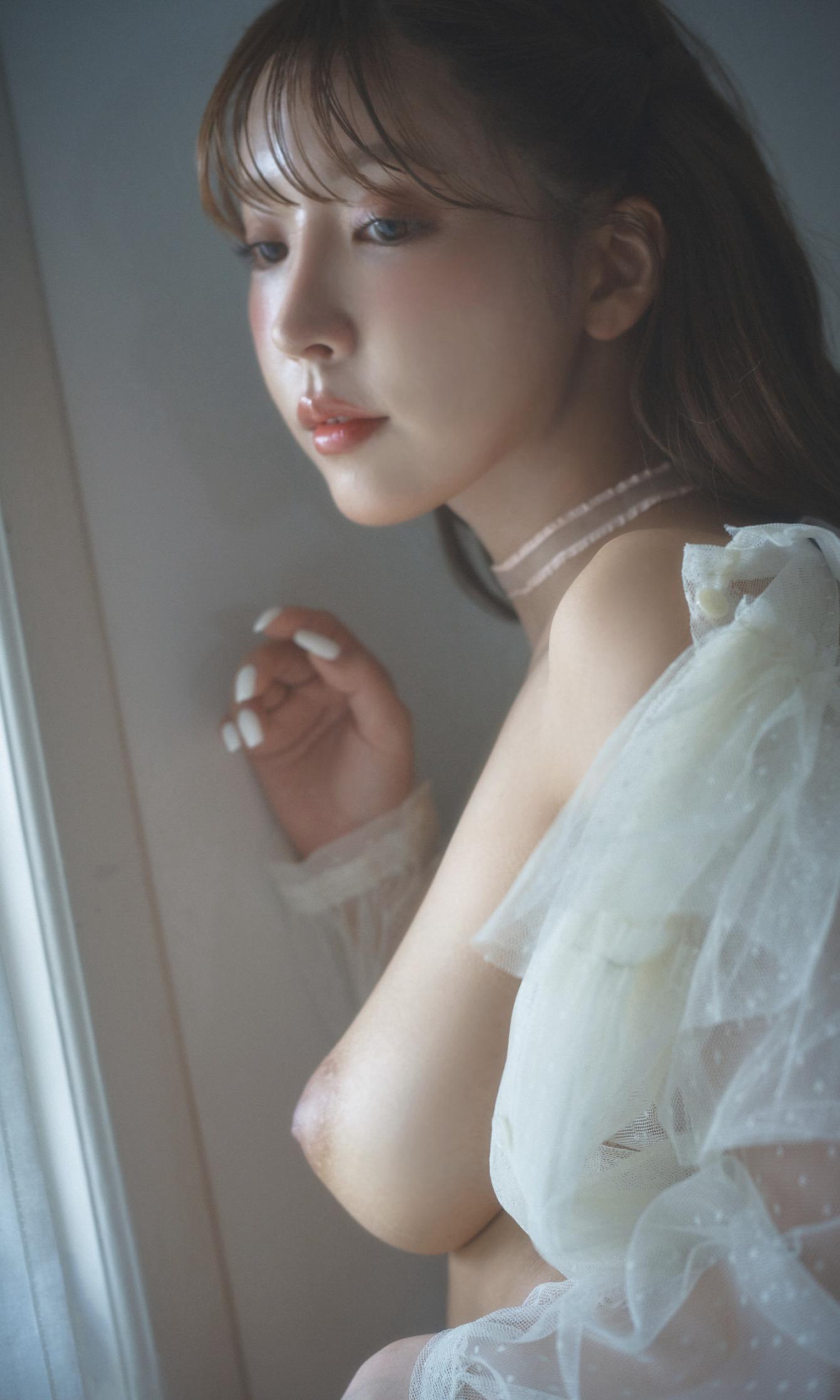 Yua Mikami Photobook "Your DOLL" 100P