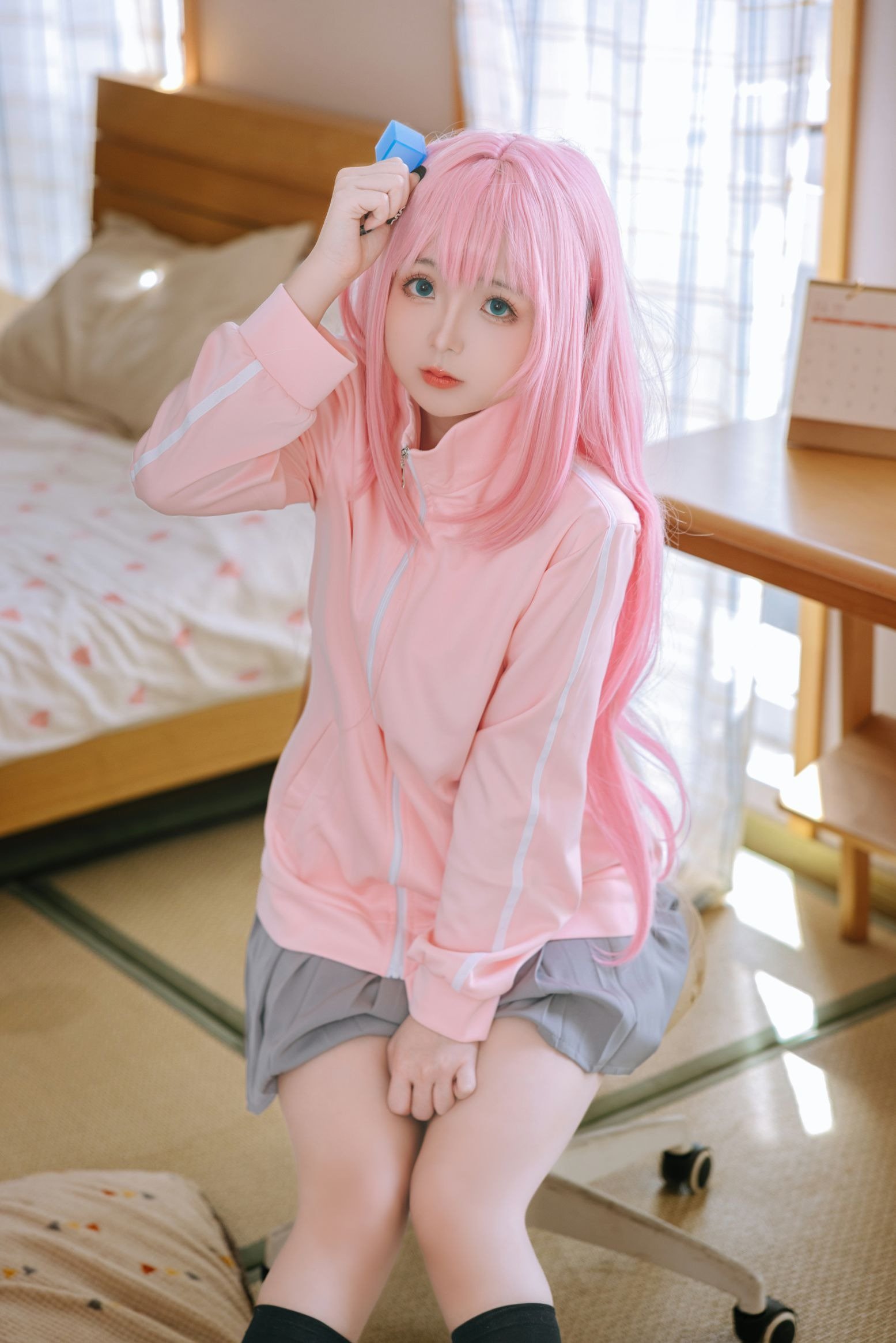 Ri Nai Jiao - Little Loneliness