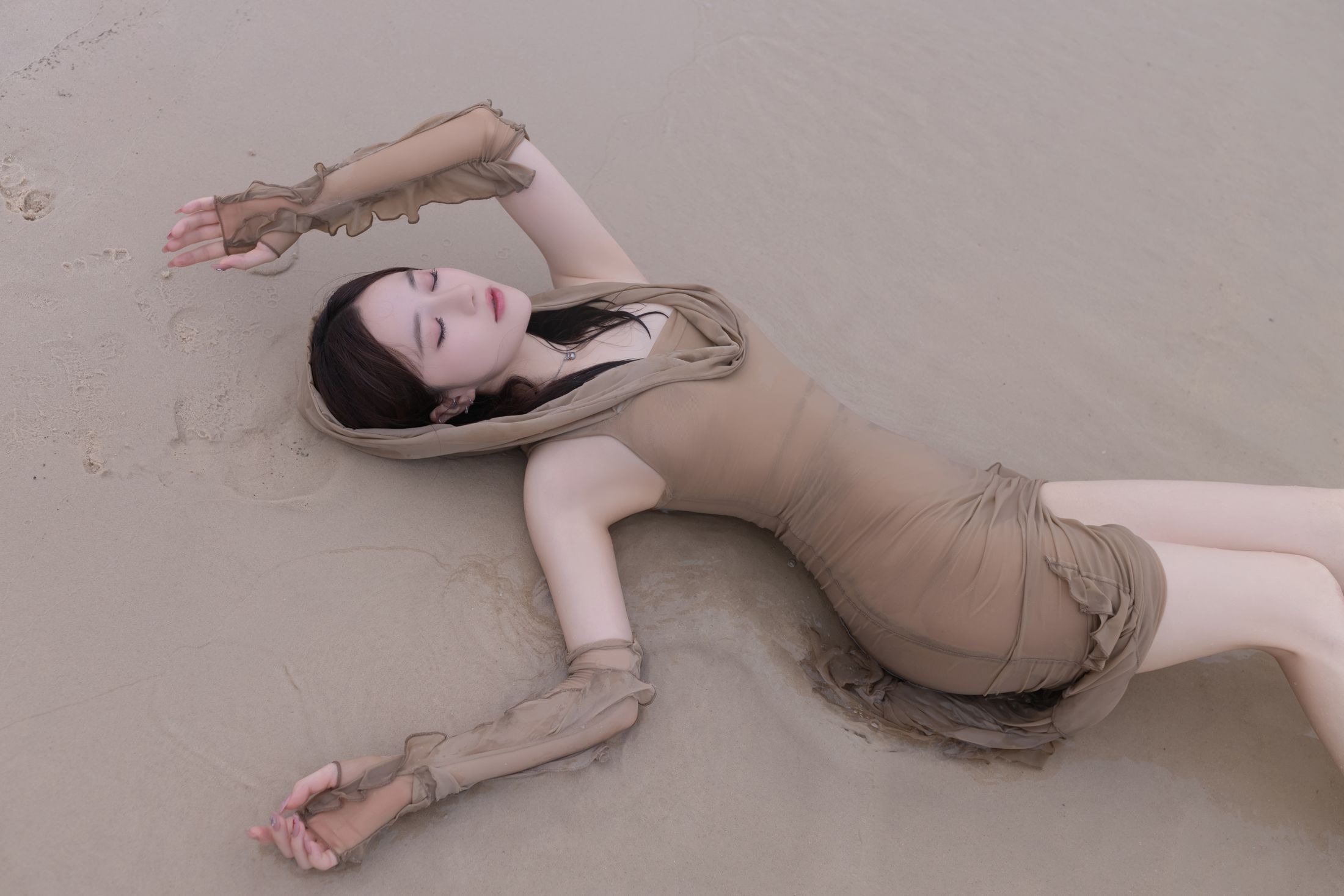 Yuzi Jiang Fish - Bãi biển sau mưa 107P