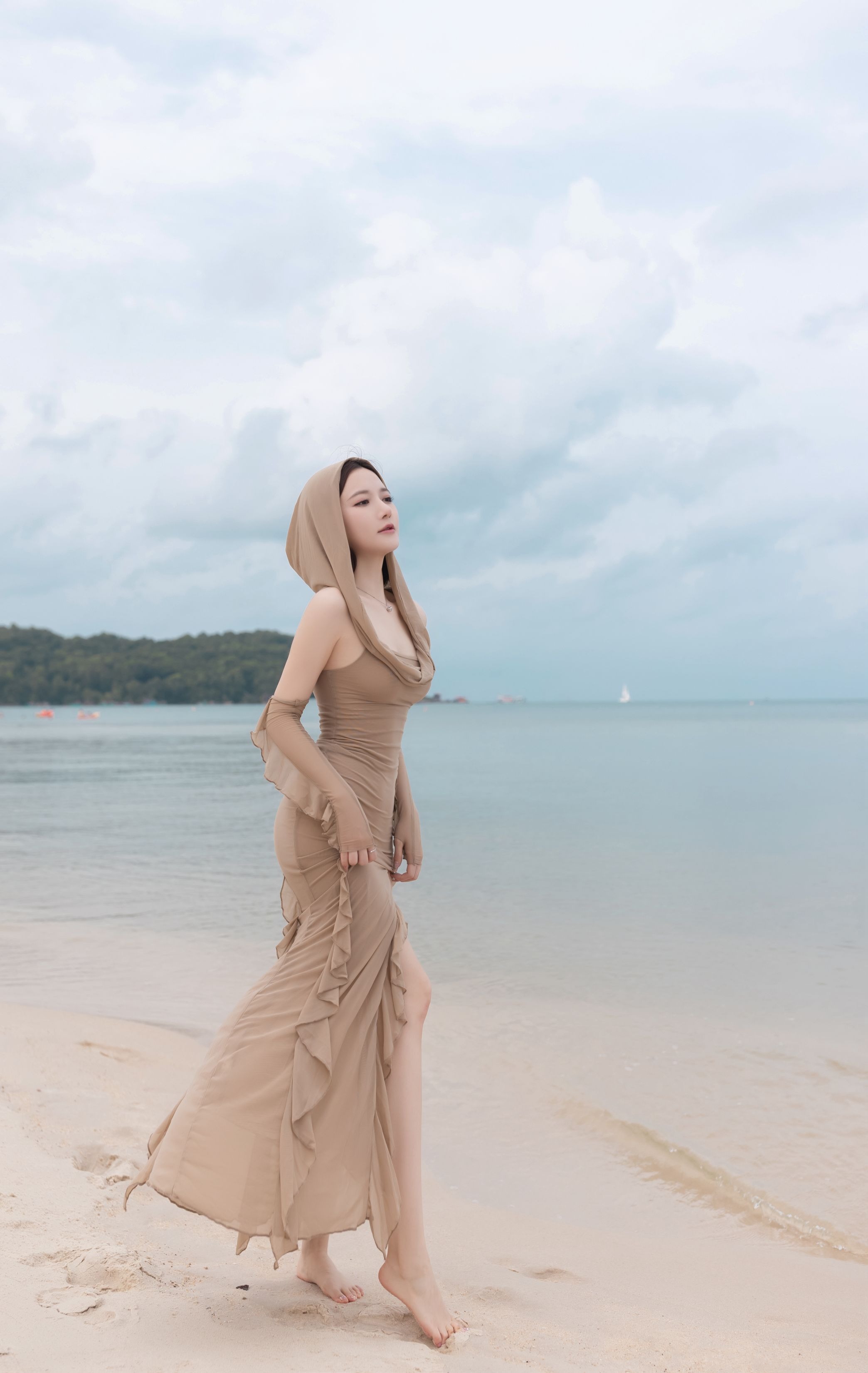 鱼子酱Fish - 雨后海滩 107P