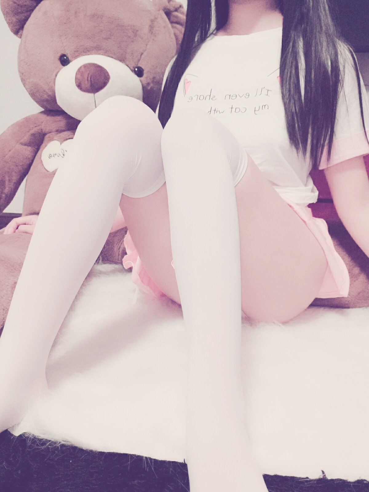 Qian Wu Ying Luo - Cute Rabbit