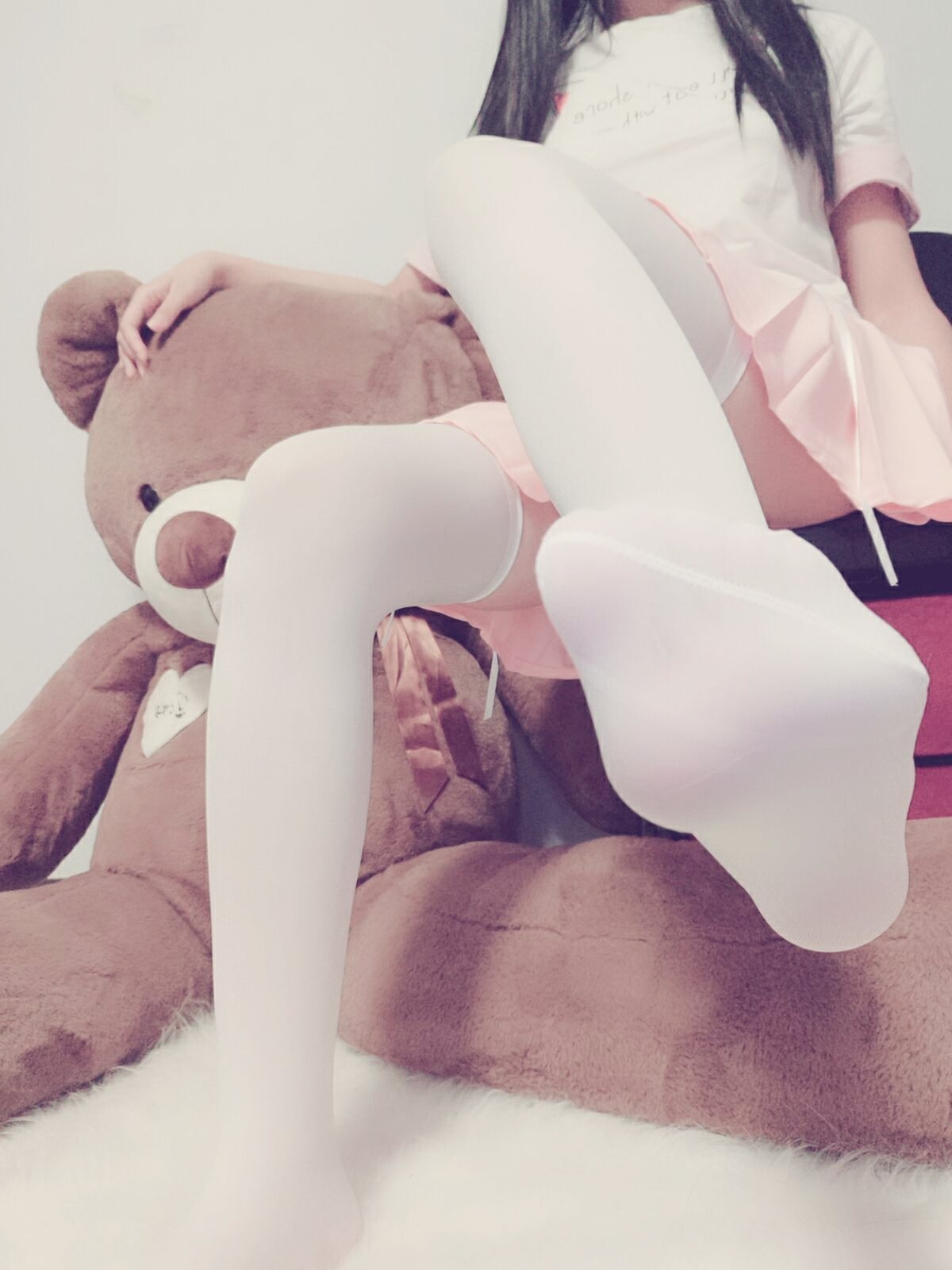 Qian Wu Ying Luo - Cute Rabbit