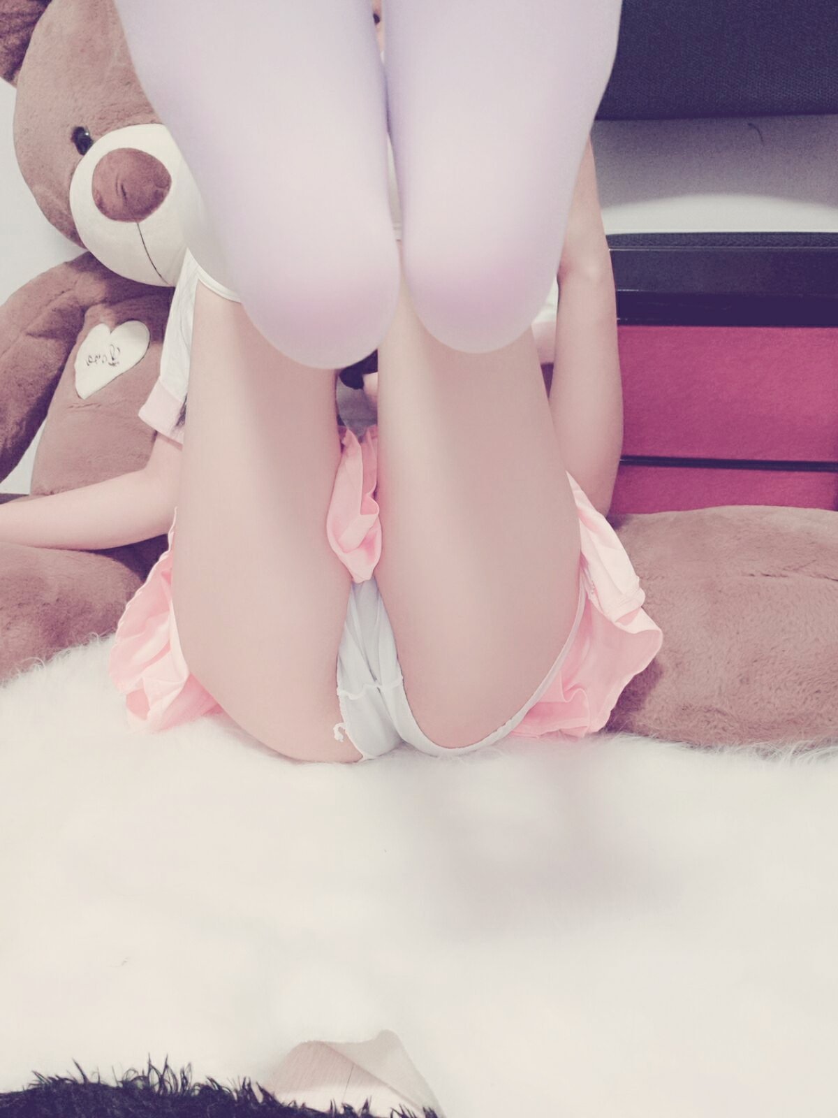 Qian Wu Ying Luo - Cute Rabbit