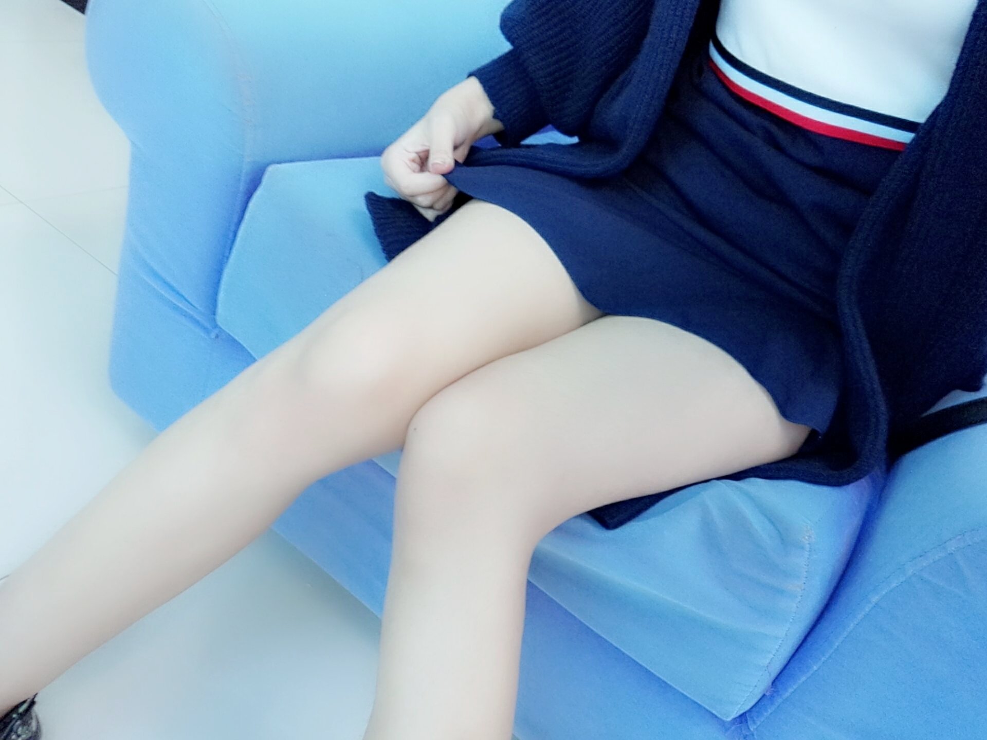 เซียนวูอิงโล - กางเกงในใต้กระโปรง