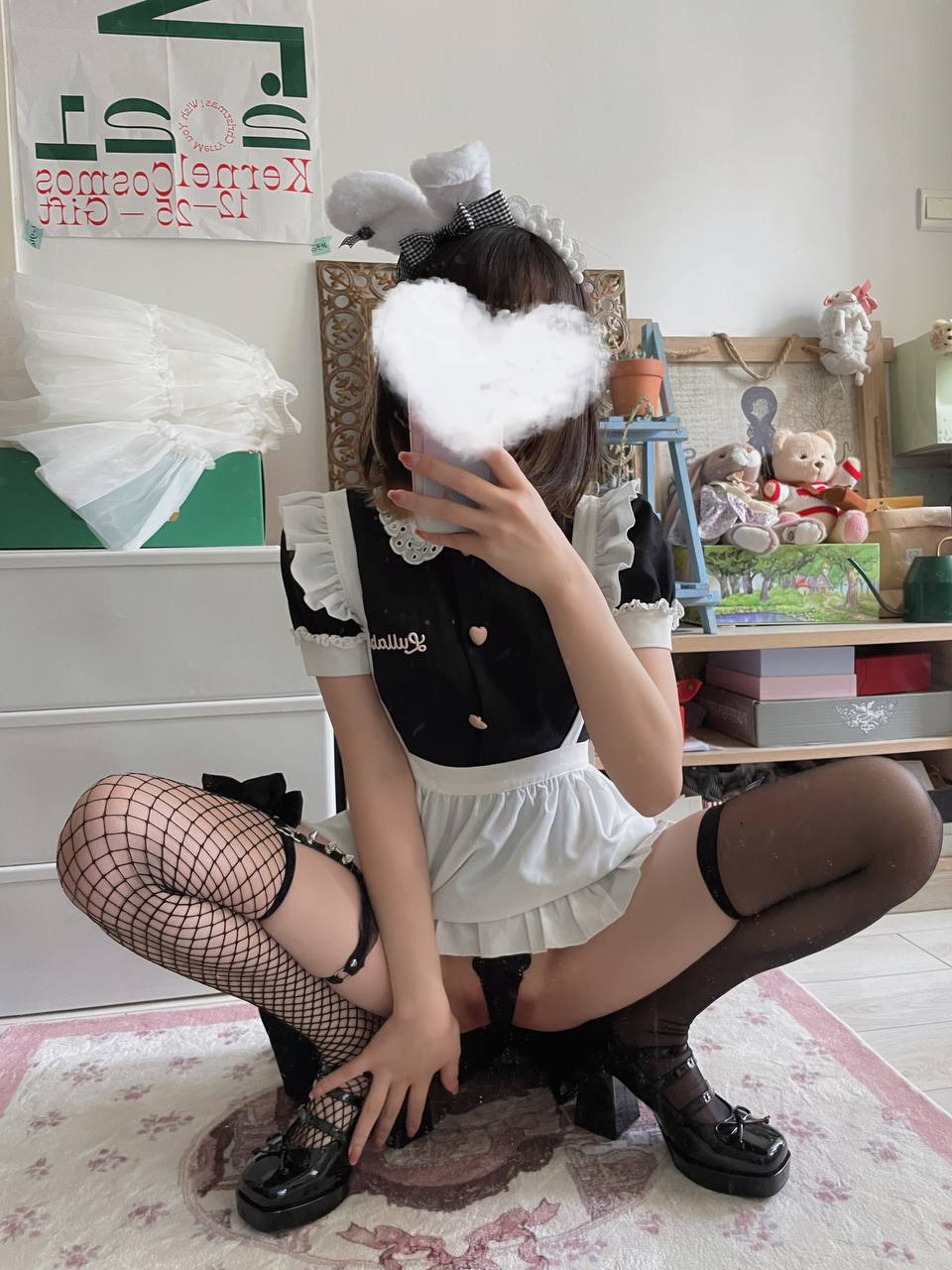 チャチャ - メイドの黒絲