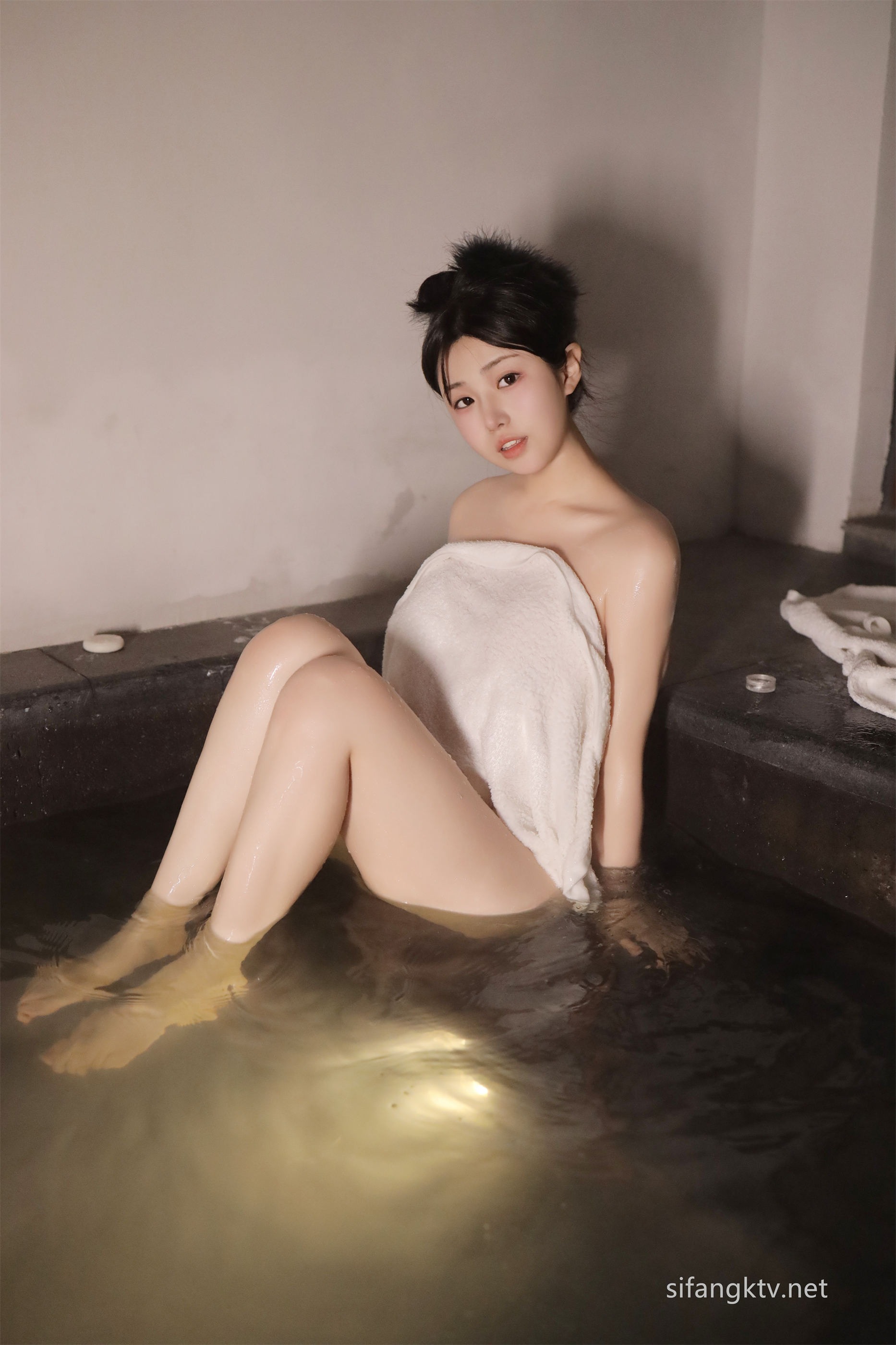 [XiuRen] Vol.7977 陈小花 69P