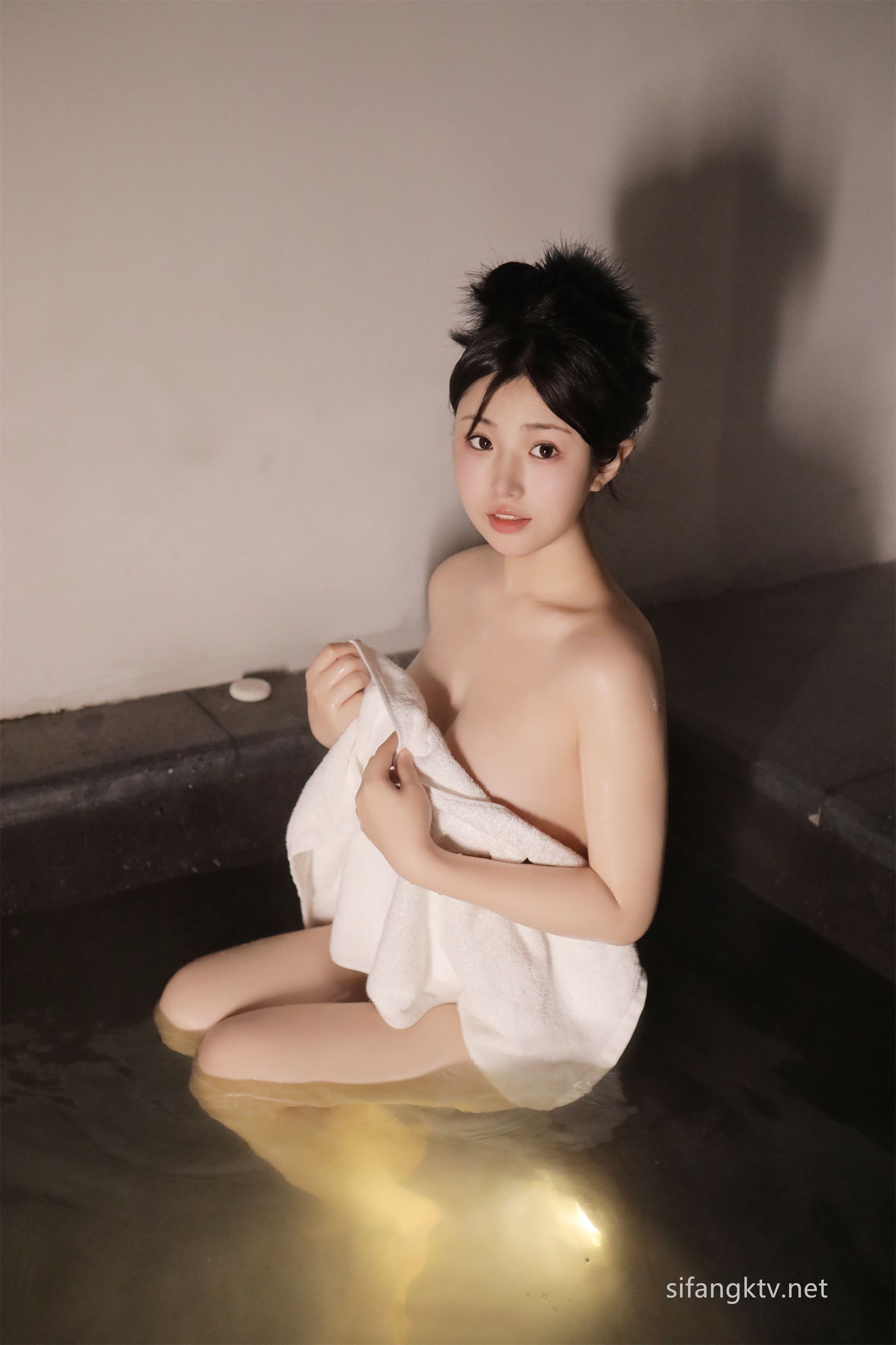 [XiuRen] Vol.7977 陈小花 69P