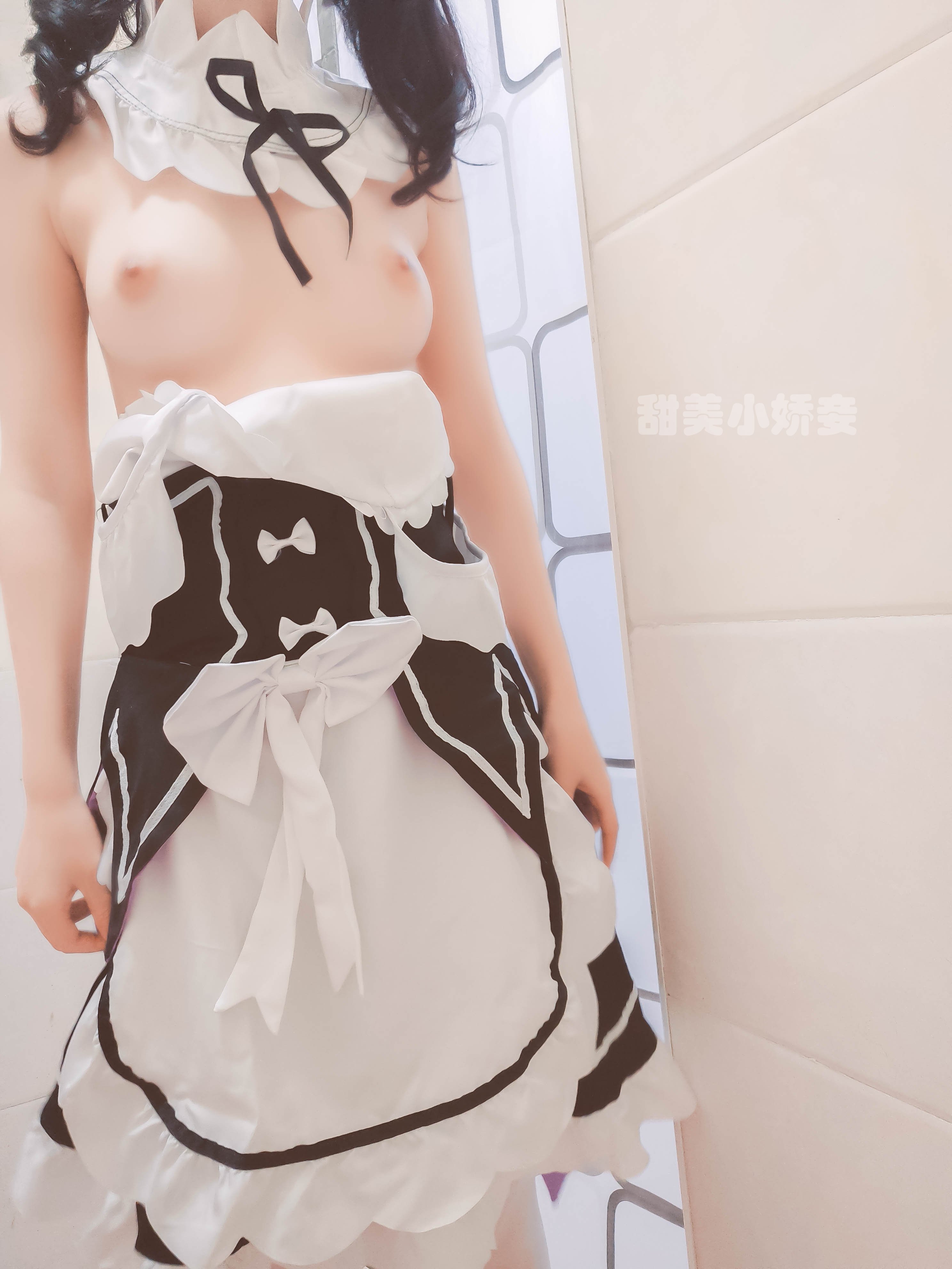 沈ジャオジャオ（甘美な美しい小さな愛妾） - レム女中