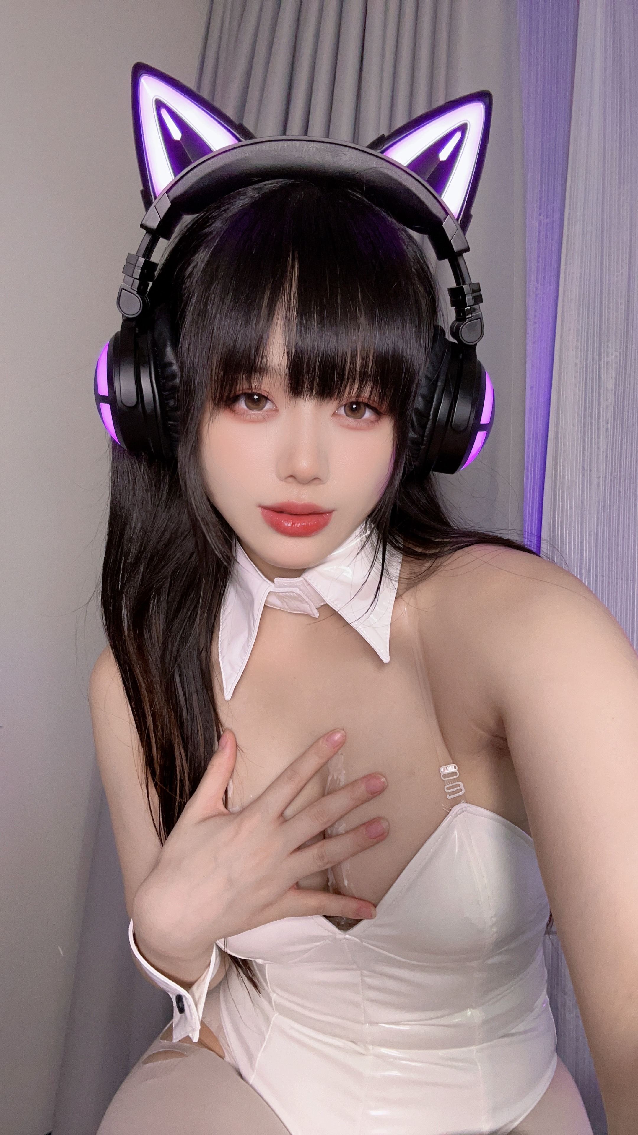 Coser Cửu Ngôn: Cô dâu thuần trắng