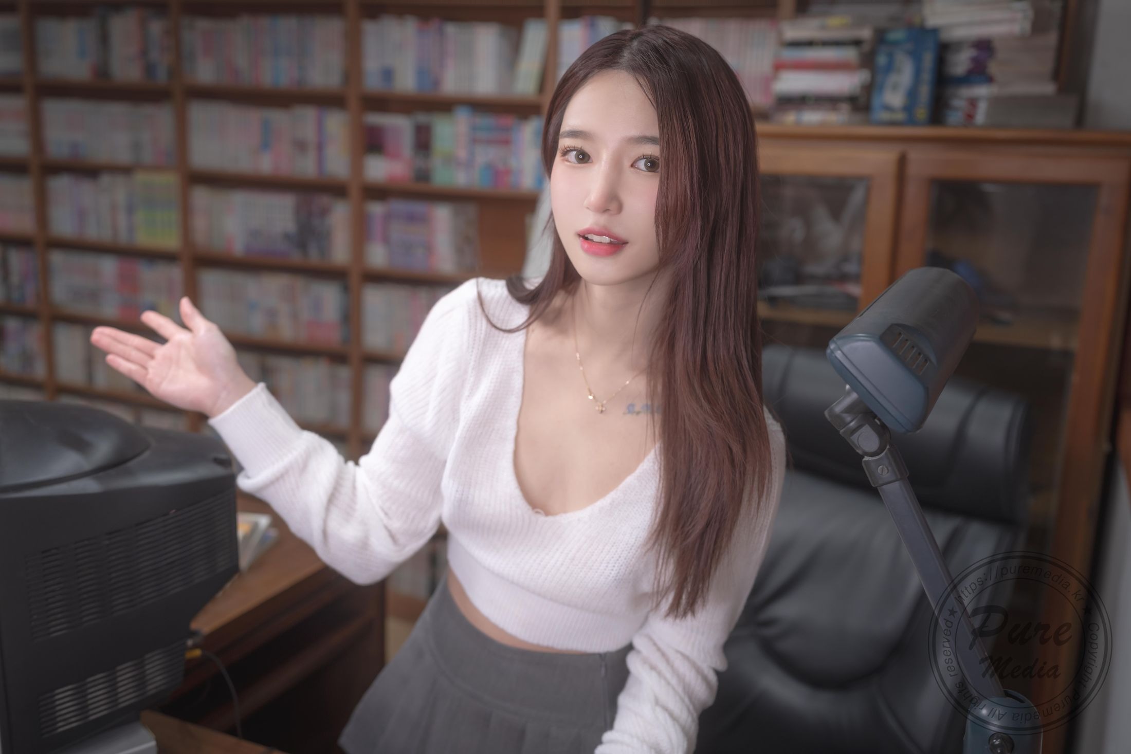 [Pure Media] Vol.273 Yeha (예하) - Dreaming with library girl 200P