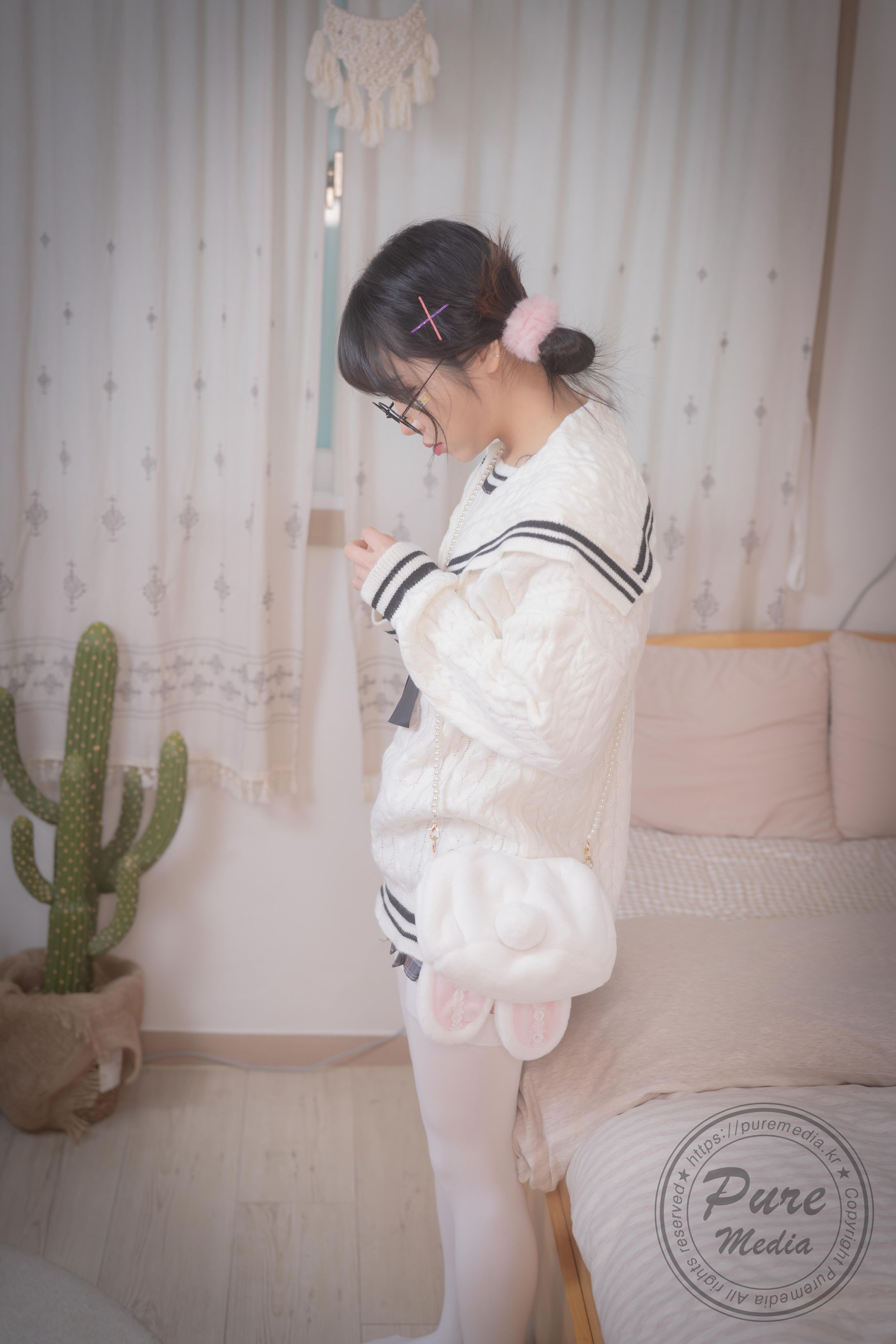 [Pure Media] Vol.276 Jelly (젤리) - Girl trapped in a rooftop room 138P