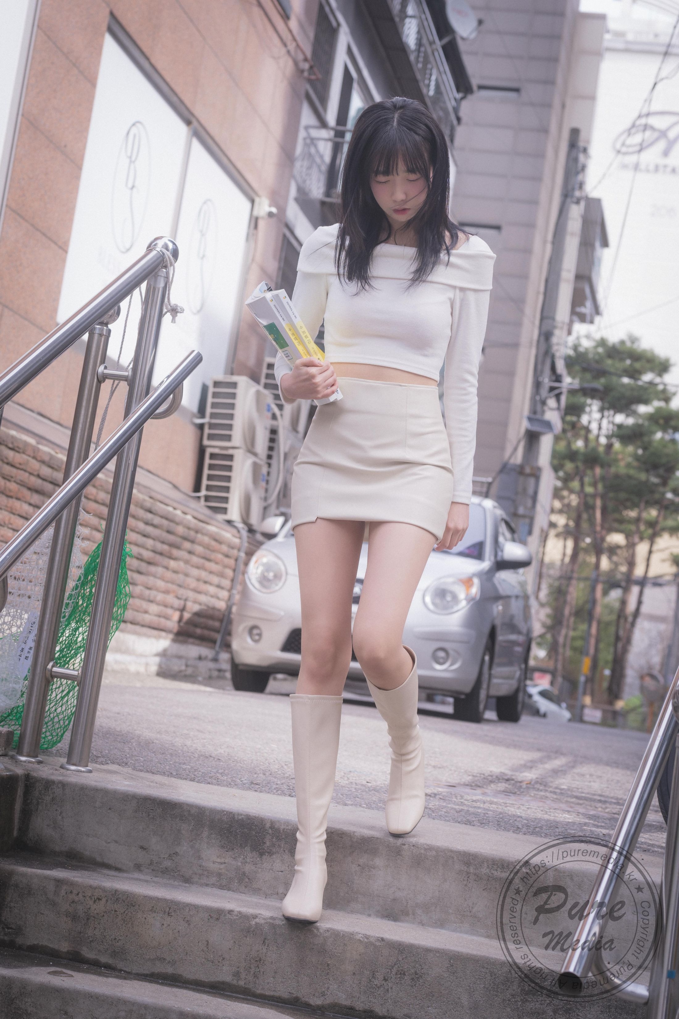 Pure Media] Vol.279 히나 - 비밀 과외 With Slut Girl 190P