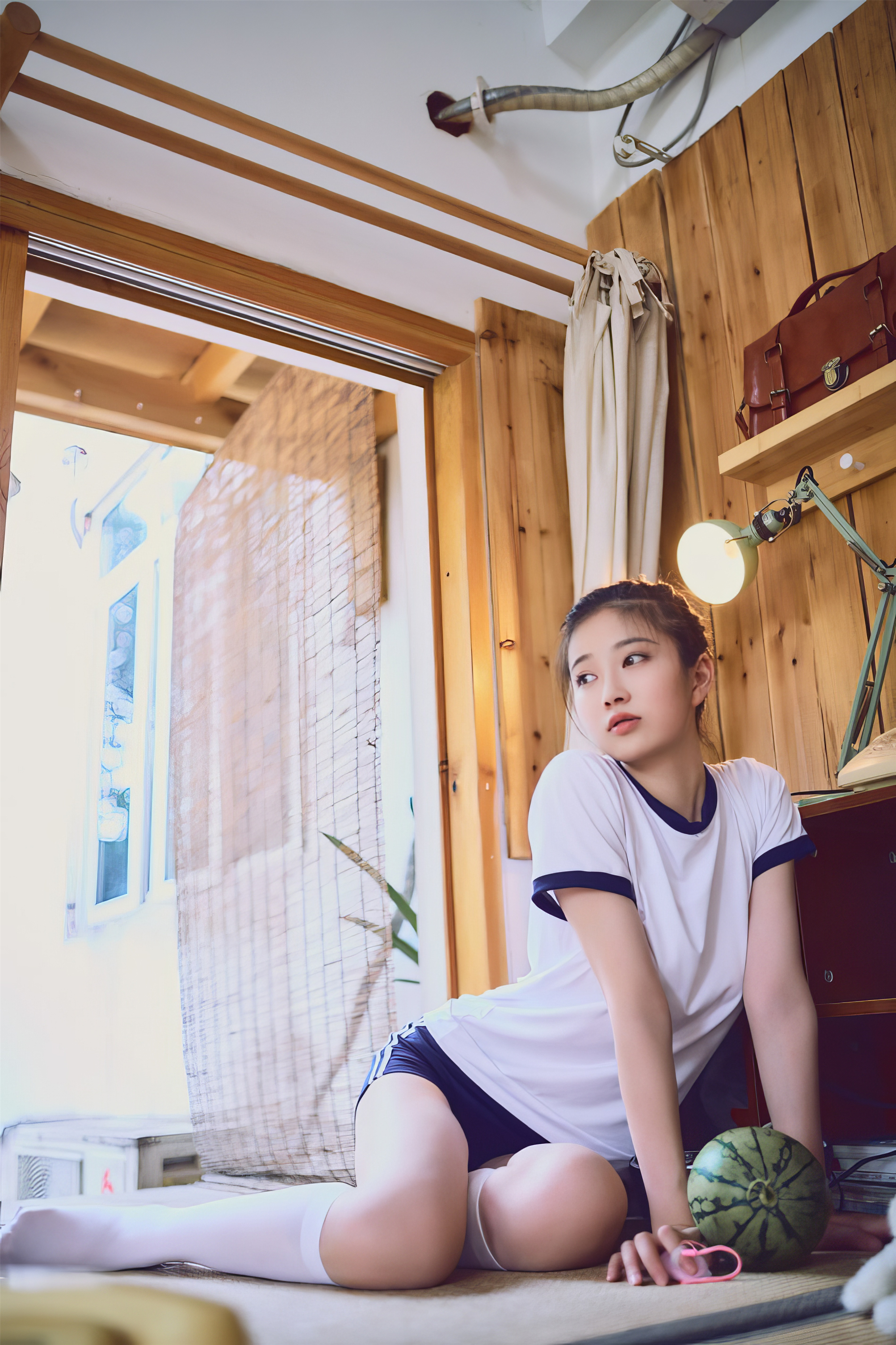 年年 - 运动服 42P