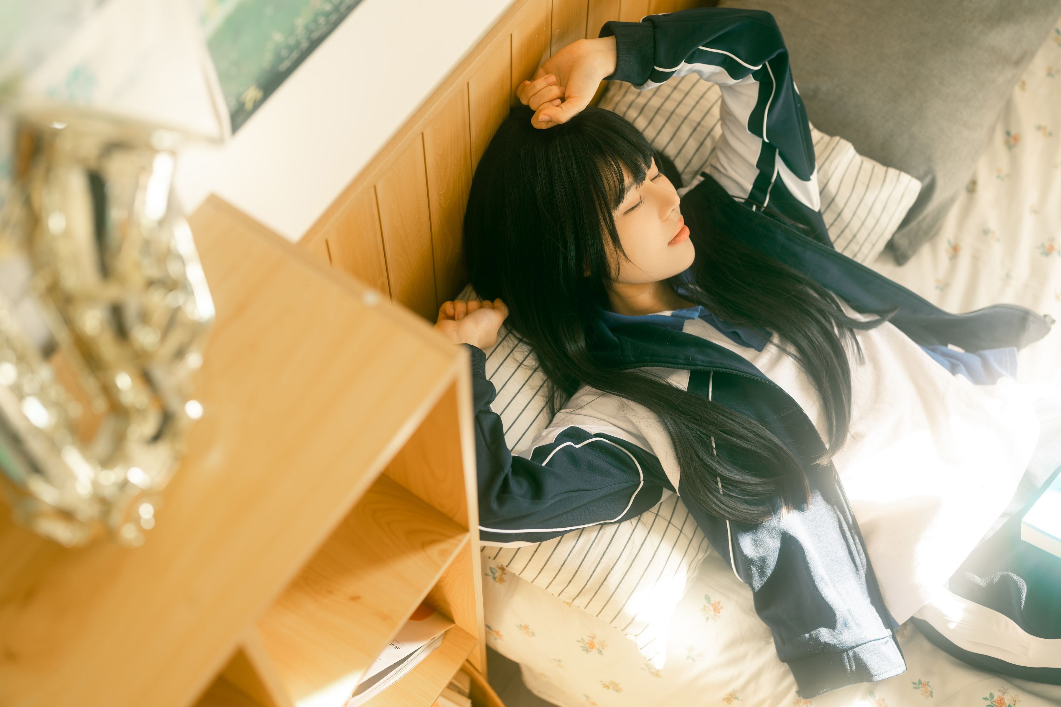 รูอร่วนร่วน สาวน้อยอยู่บ้าน [40P-529MB