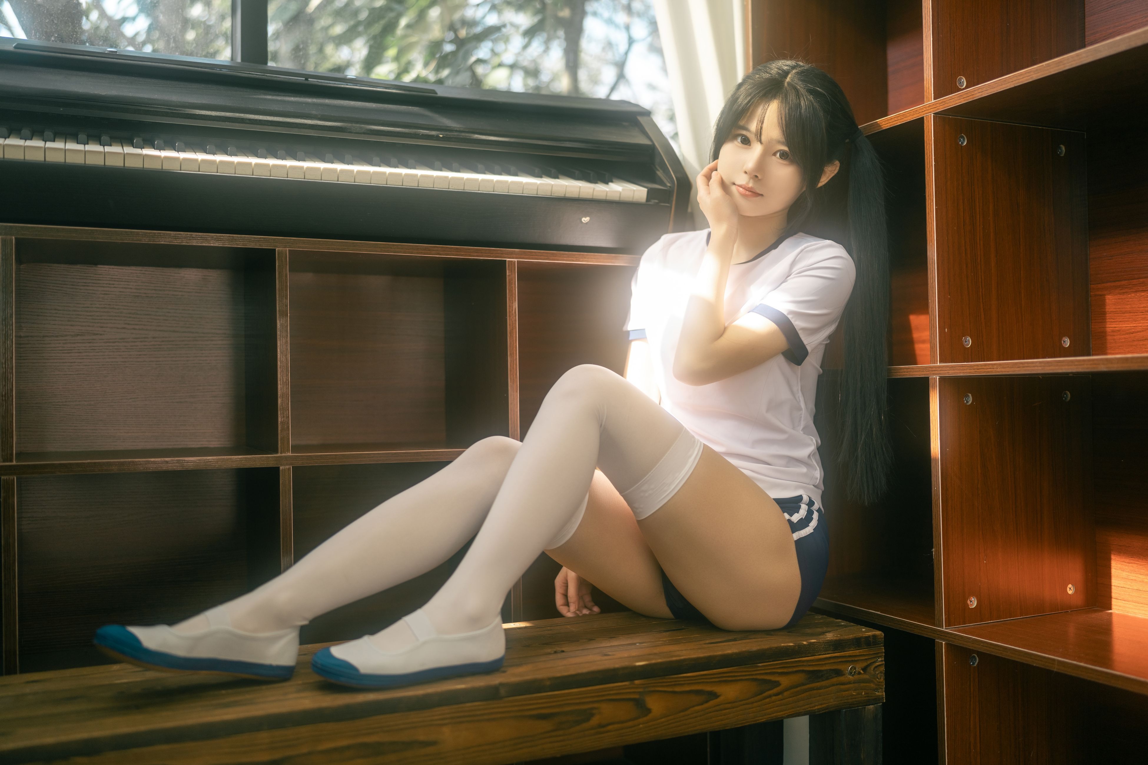 rua阮阮 春の更衣室-体操服 [47P-469MB]