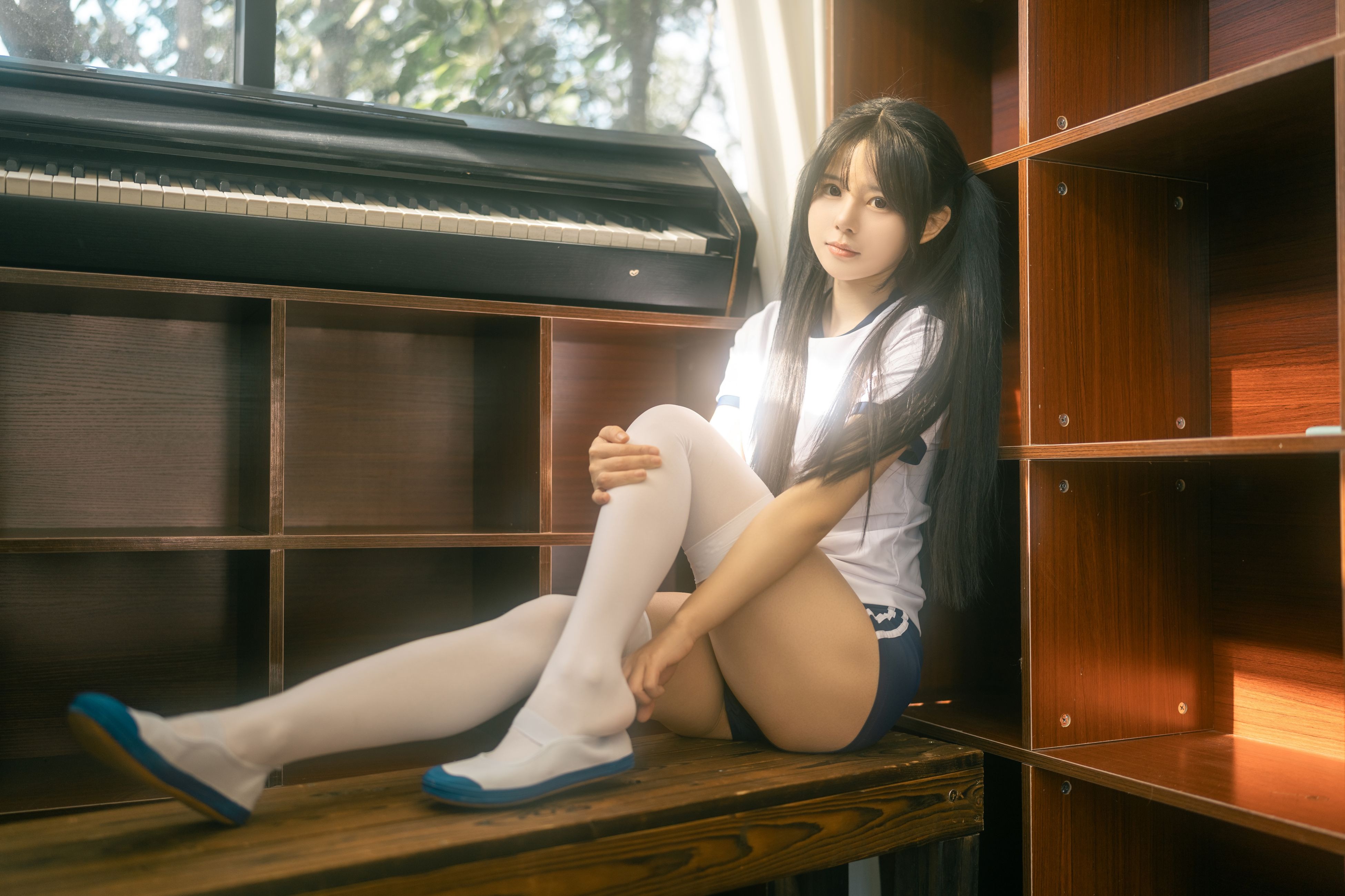 rua阮阮 春の更衣室-体操服 [47P-469MB]