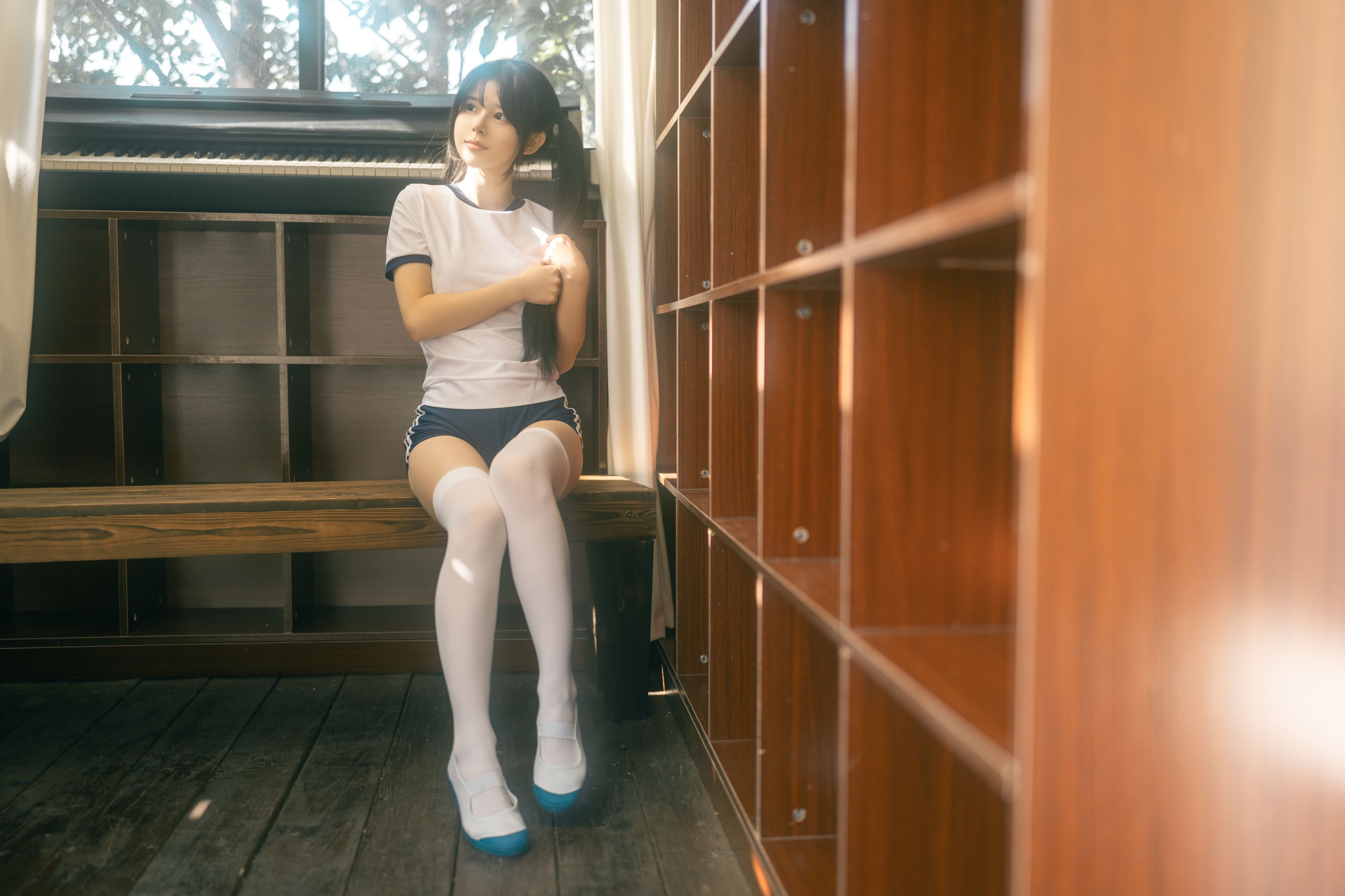 rua阮阮 春の更衣室-体操服 [47P-469MB]