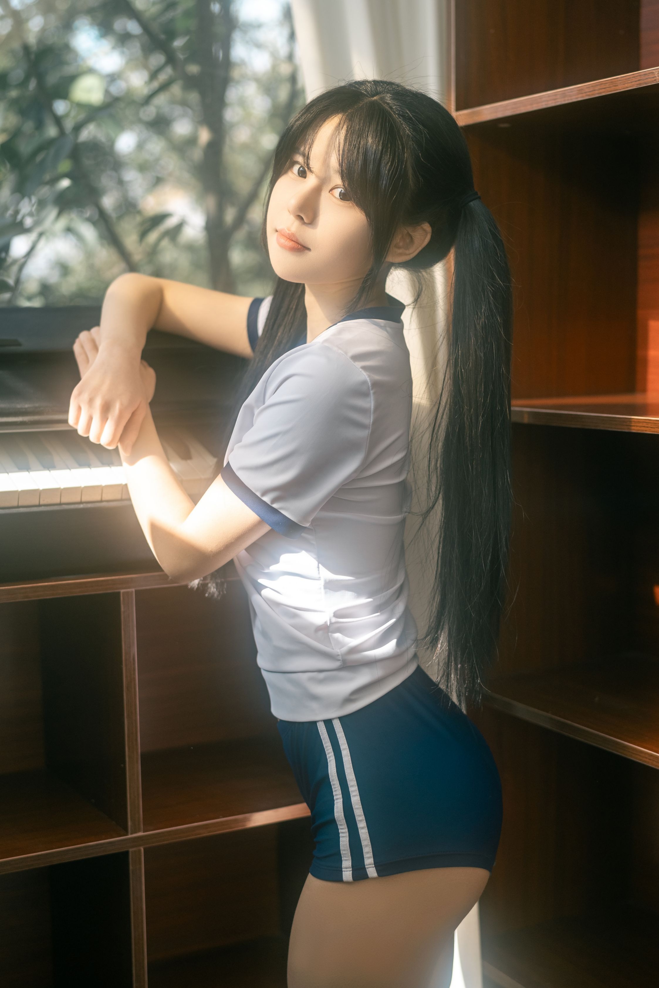 rua阮阮 春の更衣室-体操服 [47P-469MB]