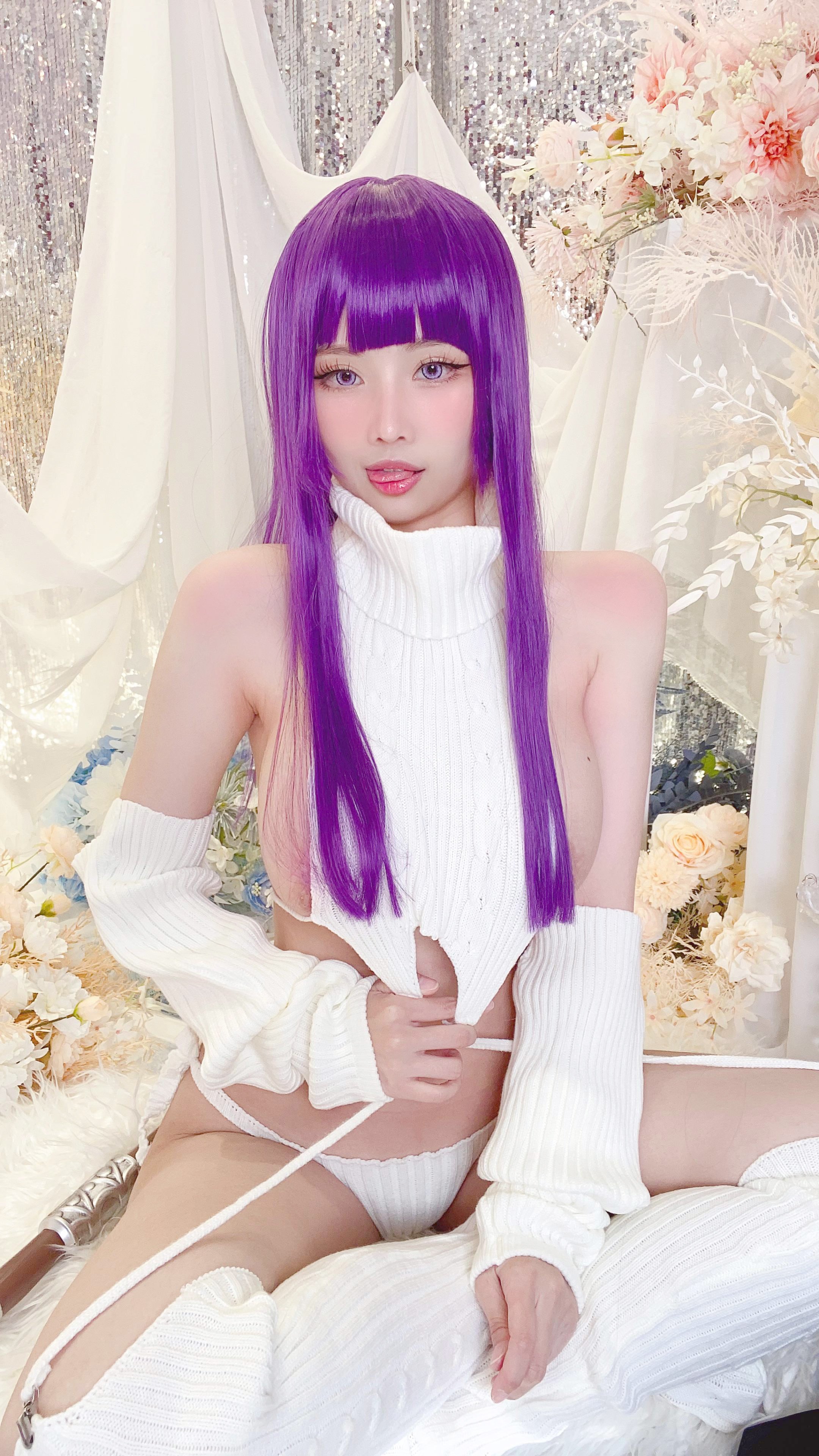 カヤ ホアン - フェルン セクシー セーター
