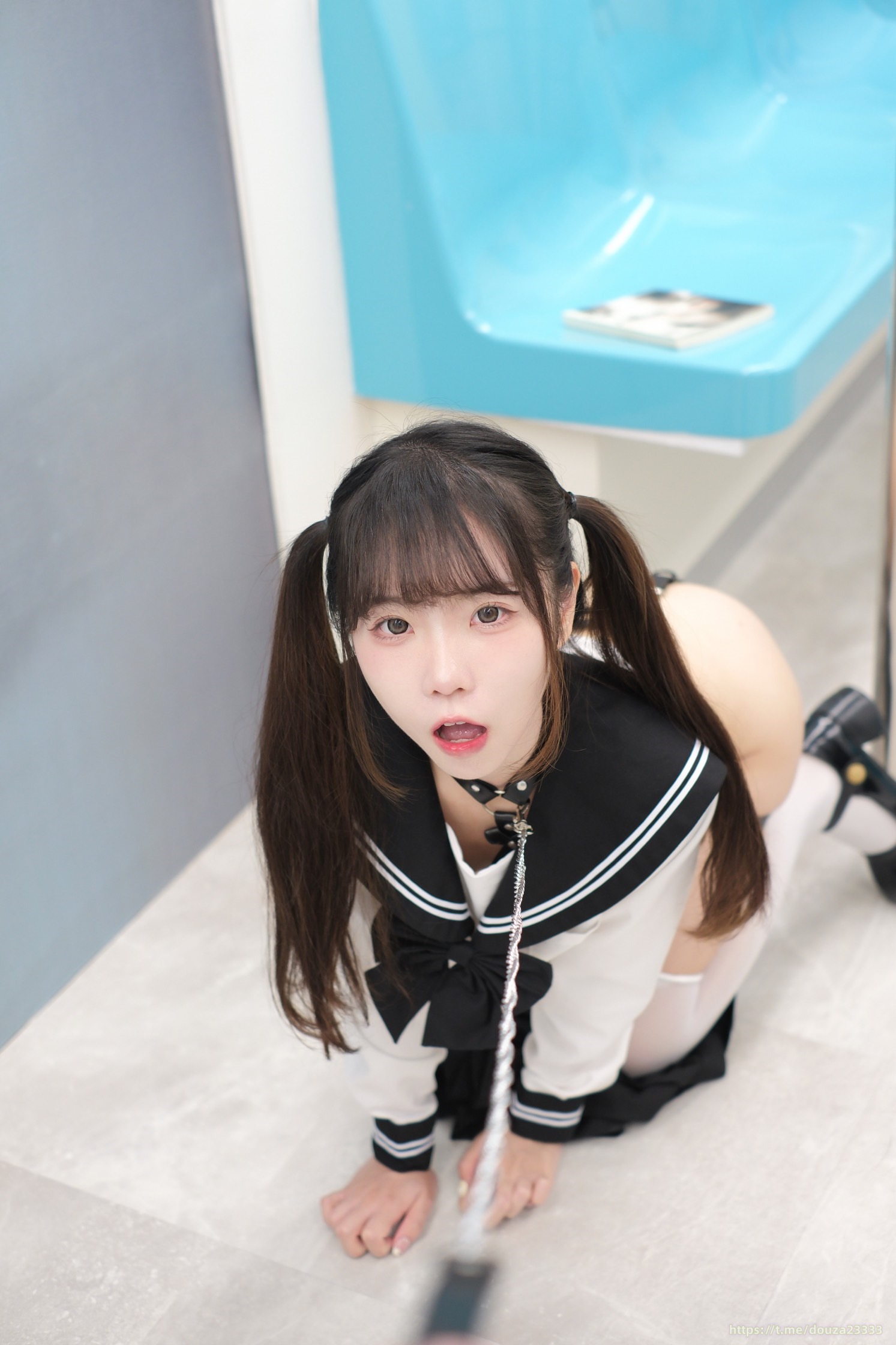 可可小白兔 - 電車上の女高中生