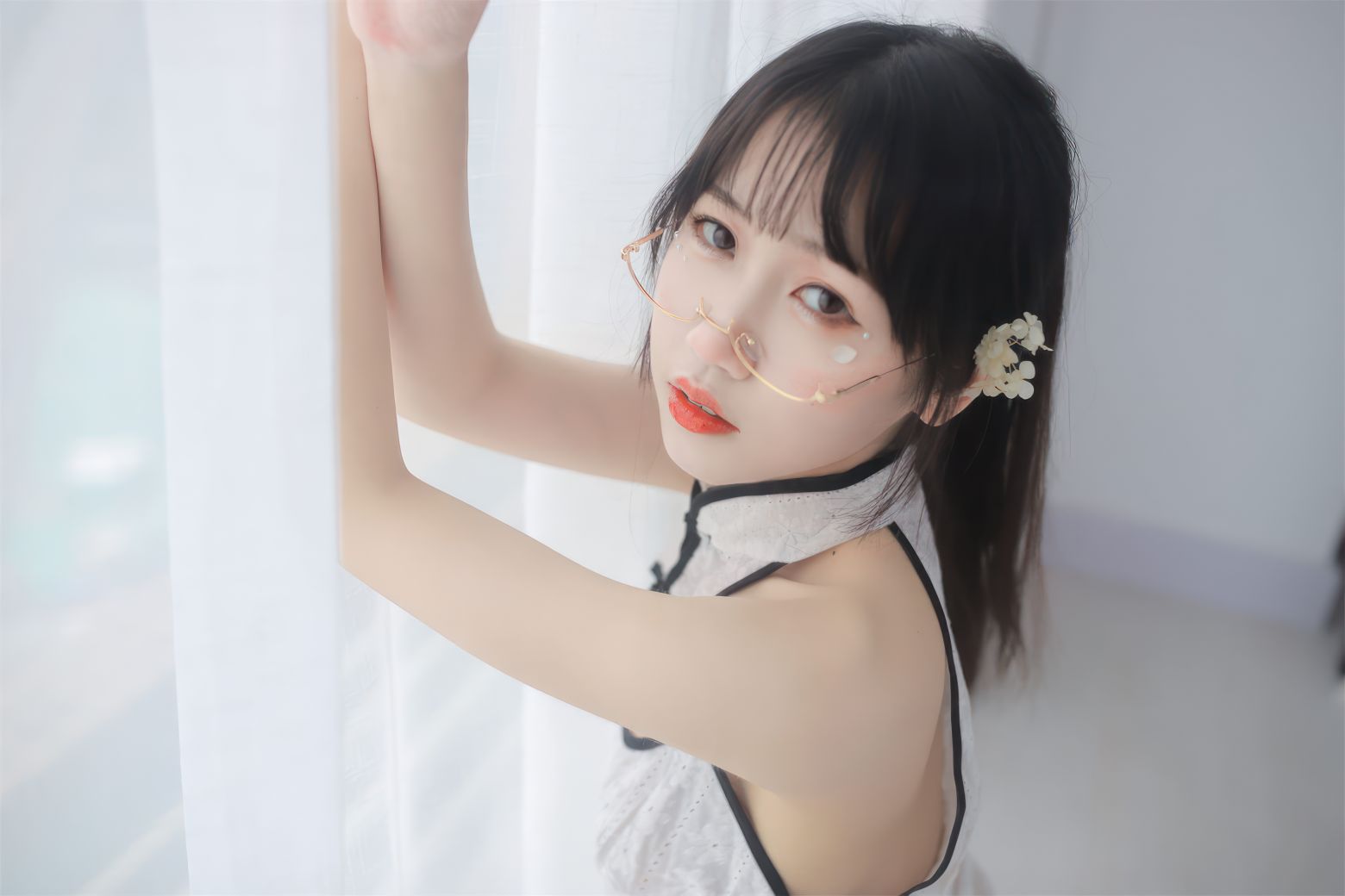 不呆猫 - 人妻白旗袍[55P-222MB]