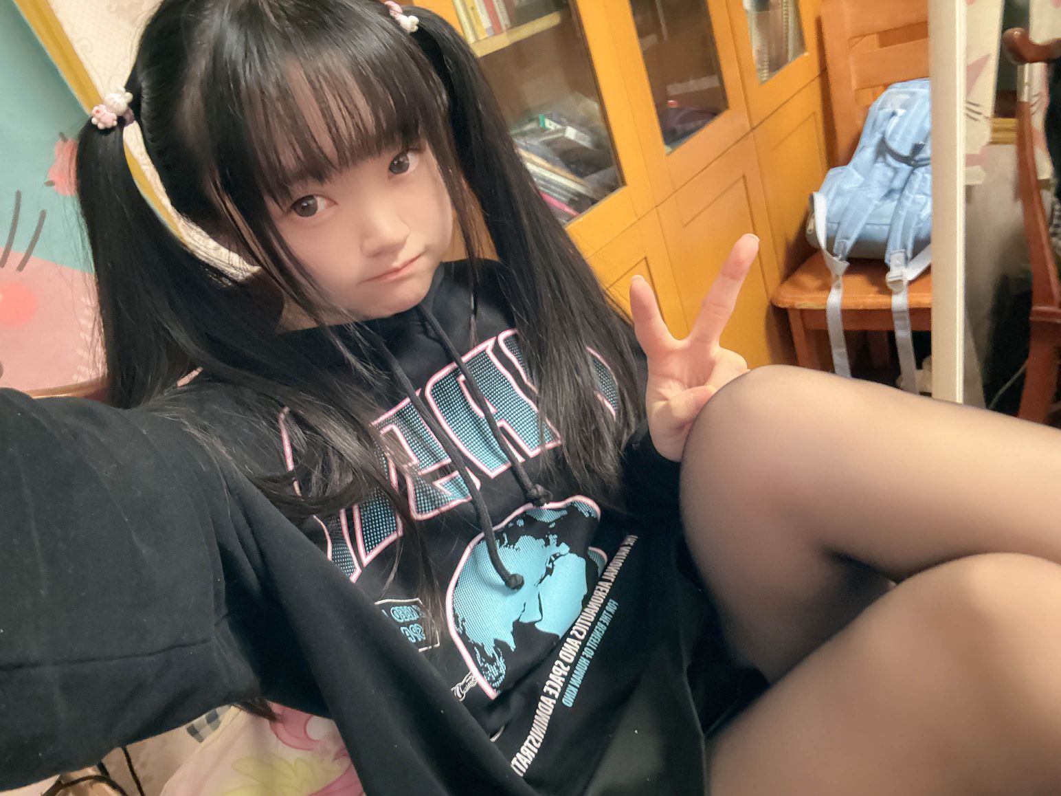 神沢永莉别看大姐姐啦写真