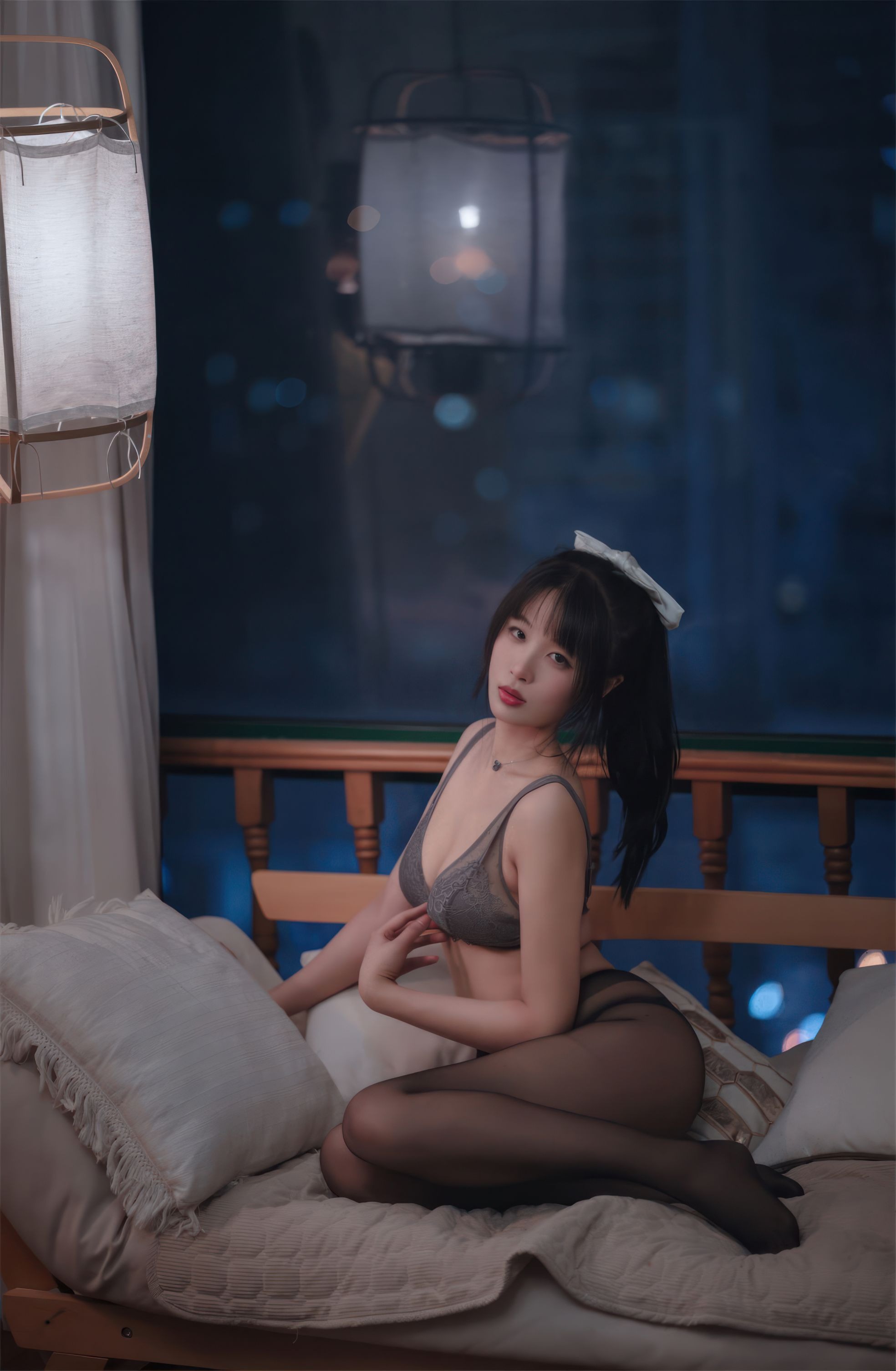 轩萧学姐 灰色蕾丝 50P