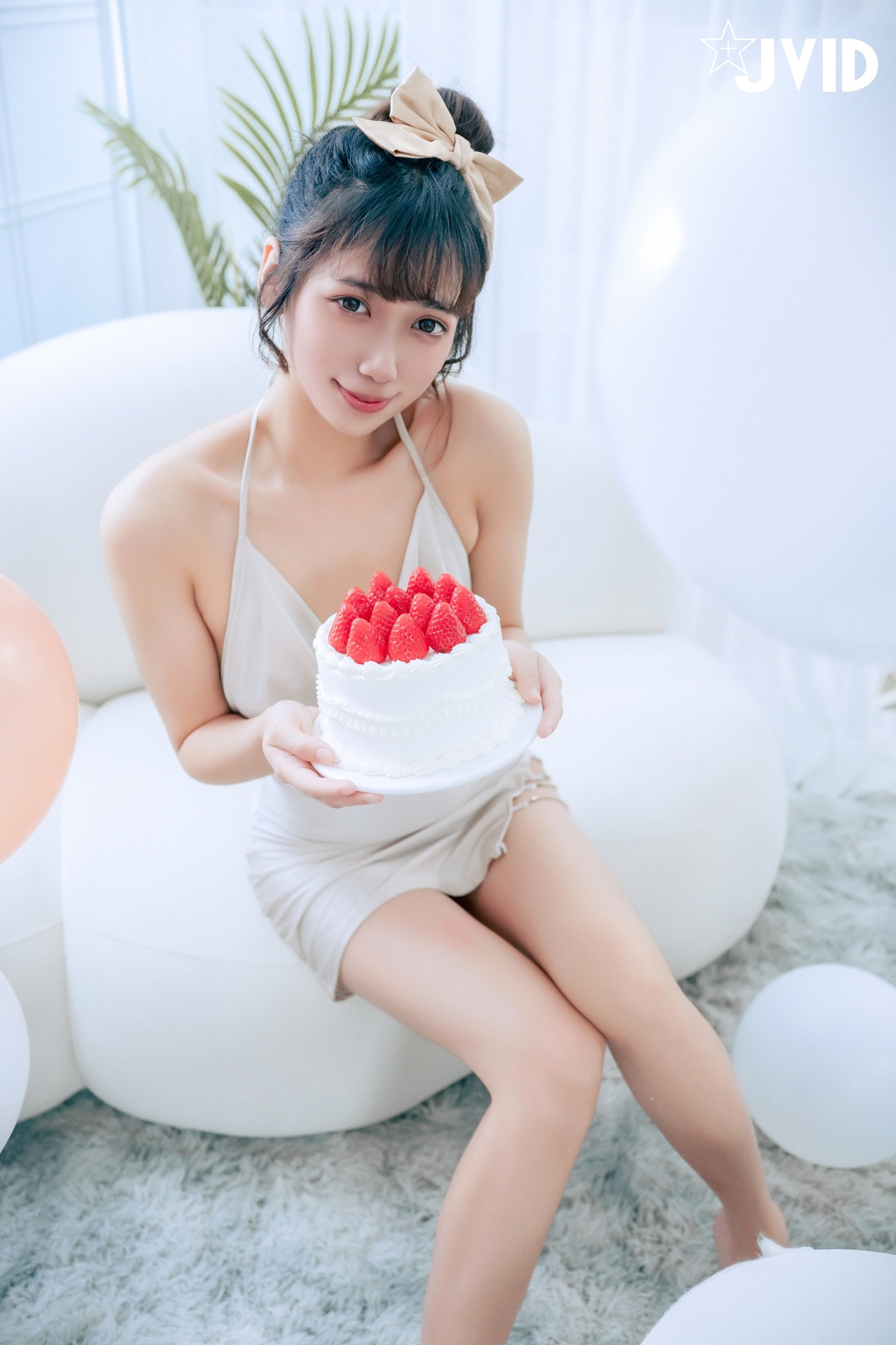 JVID] Ino Na & Nhục Bao - Sự Hợp Nhất Dục Vọng: Tiệc Sinh Nhật Bạn Thân 139P