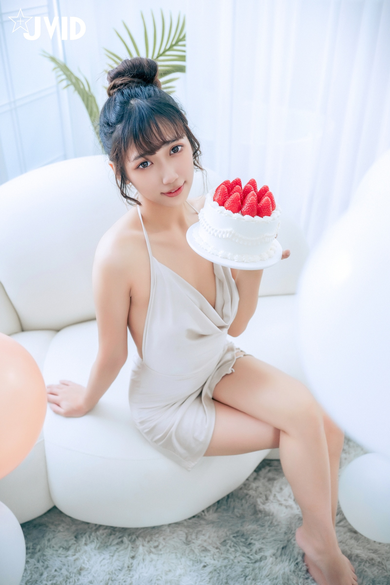 JVID] Ino Na & Nhục Bao - Sự Hợp Nhất Dục Vọng: Tiệc Sinh Nhật Bạn Thân 139P