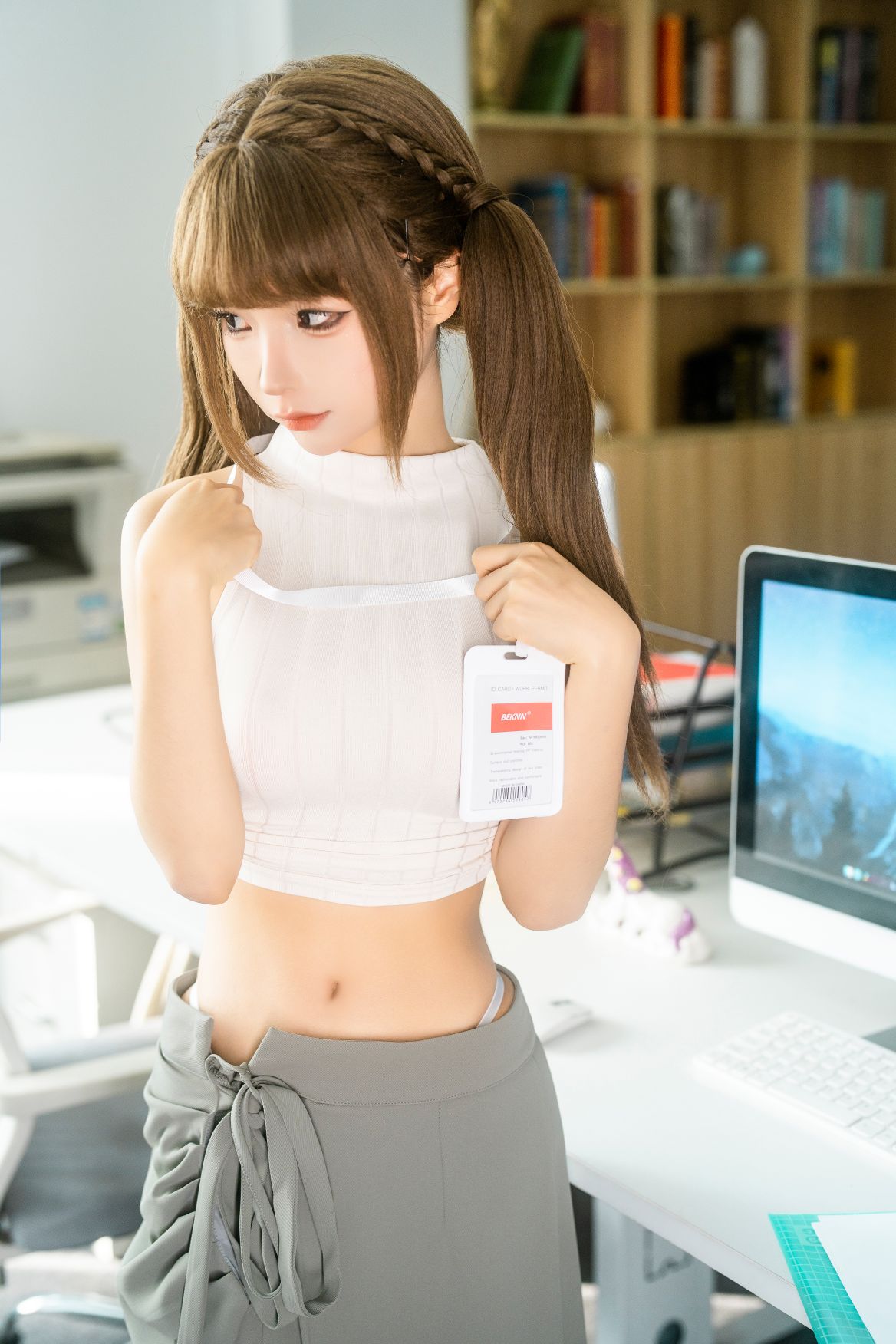 蠢沫沫 - T3订阅《工作时间》 [98P-2.63GB]