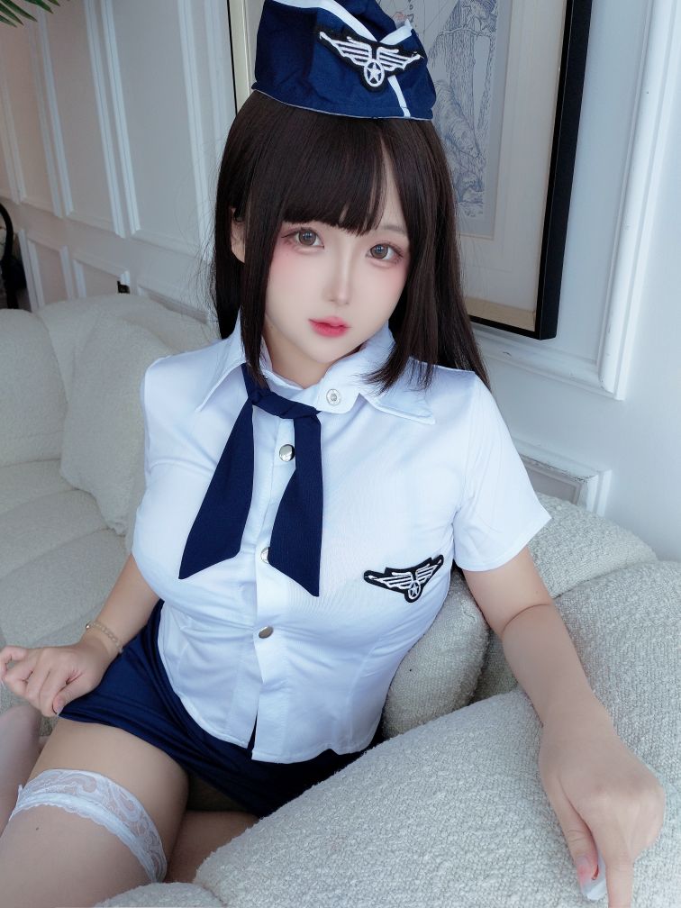 日奈娇-空姐